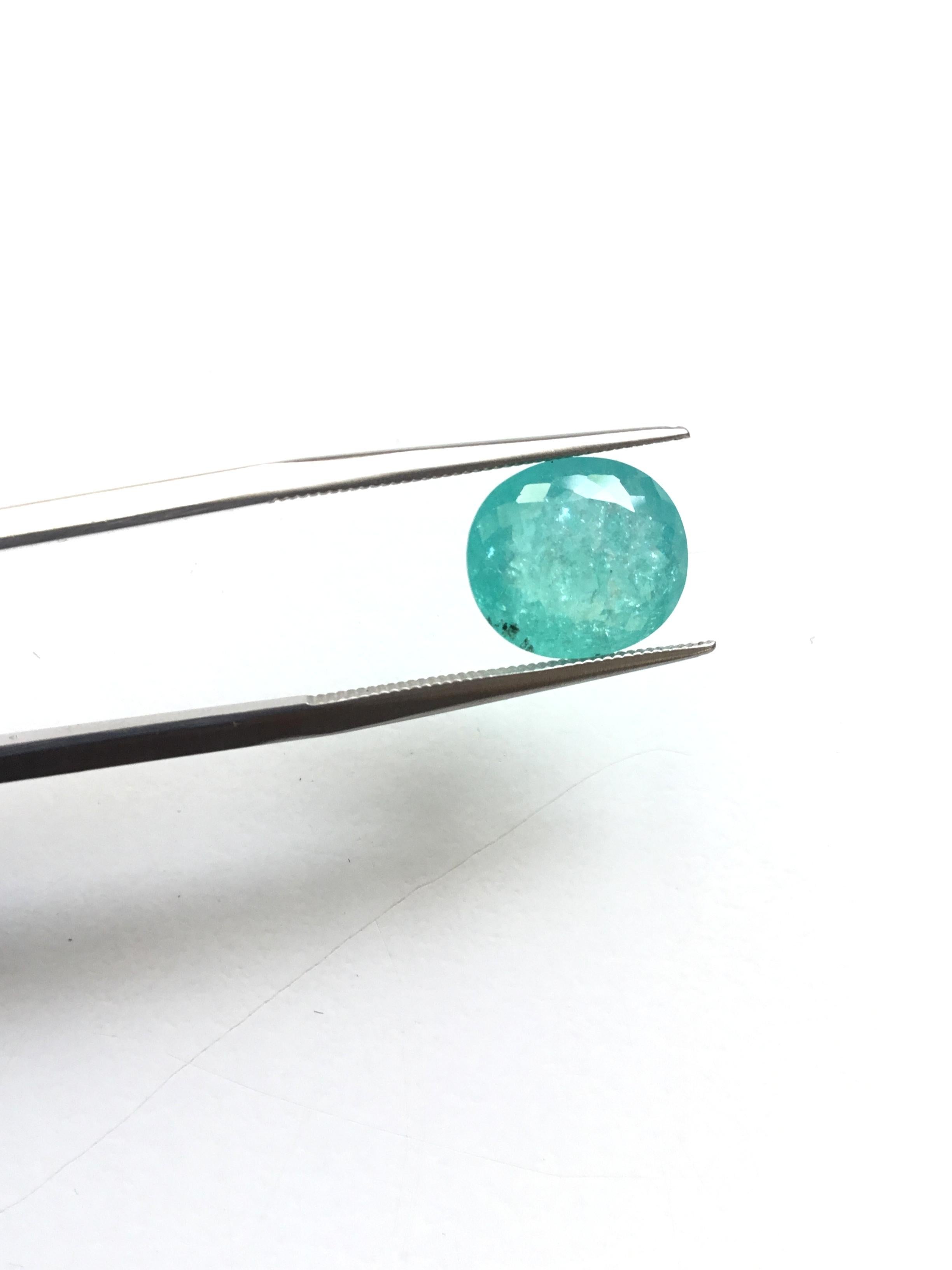 Certified 4.86 Carats Paraiba Tourmaline Oval Cut Stone for Fine Jewellery In New Condition For Sale In Jaipur, RJ