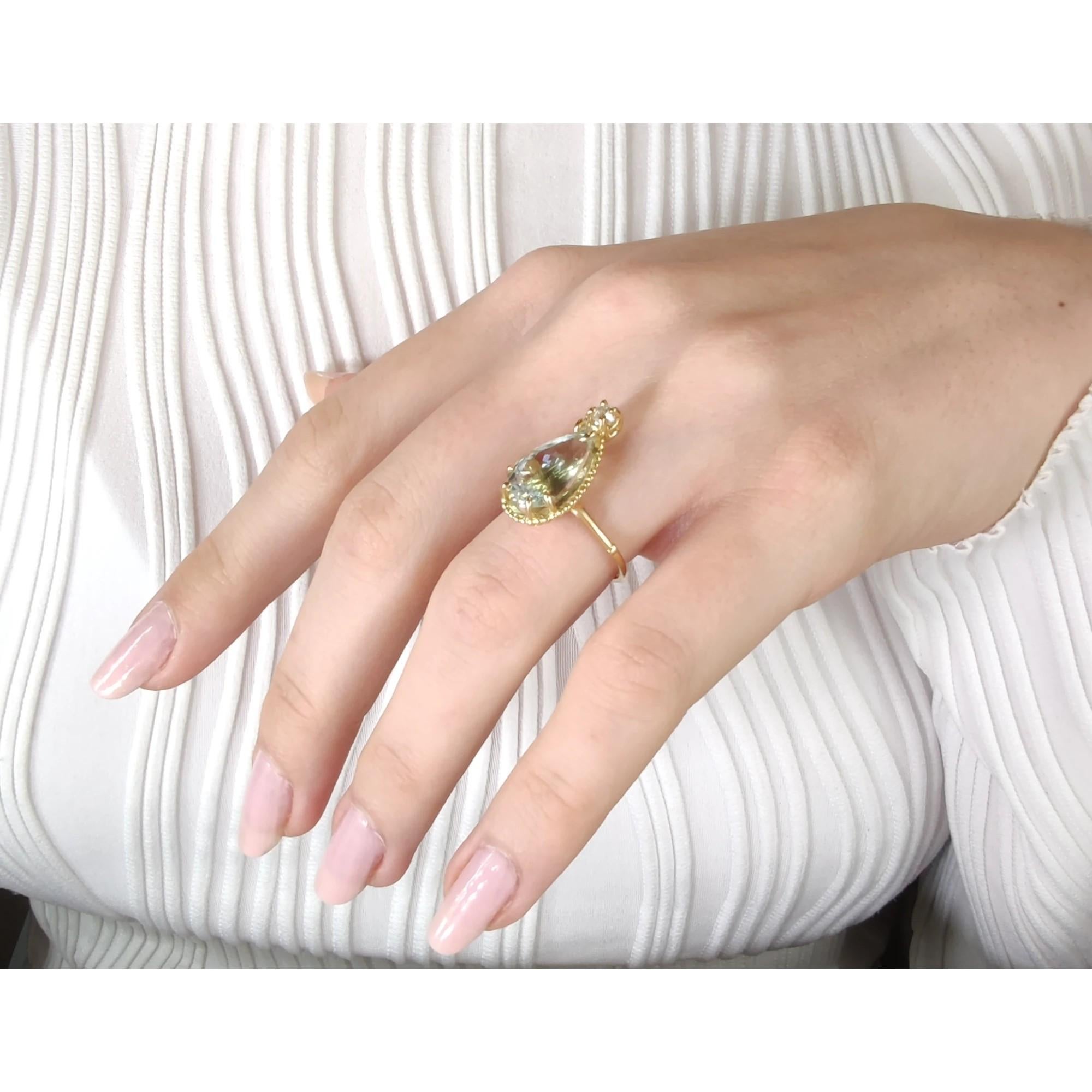 Pear Cut  Certified 4.90 carats Aquamarine  Diamond 18 kyellow gold Ring  Artisan Made For Sale