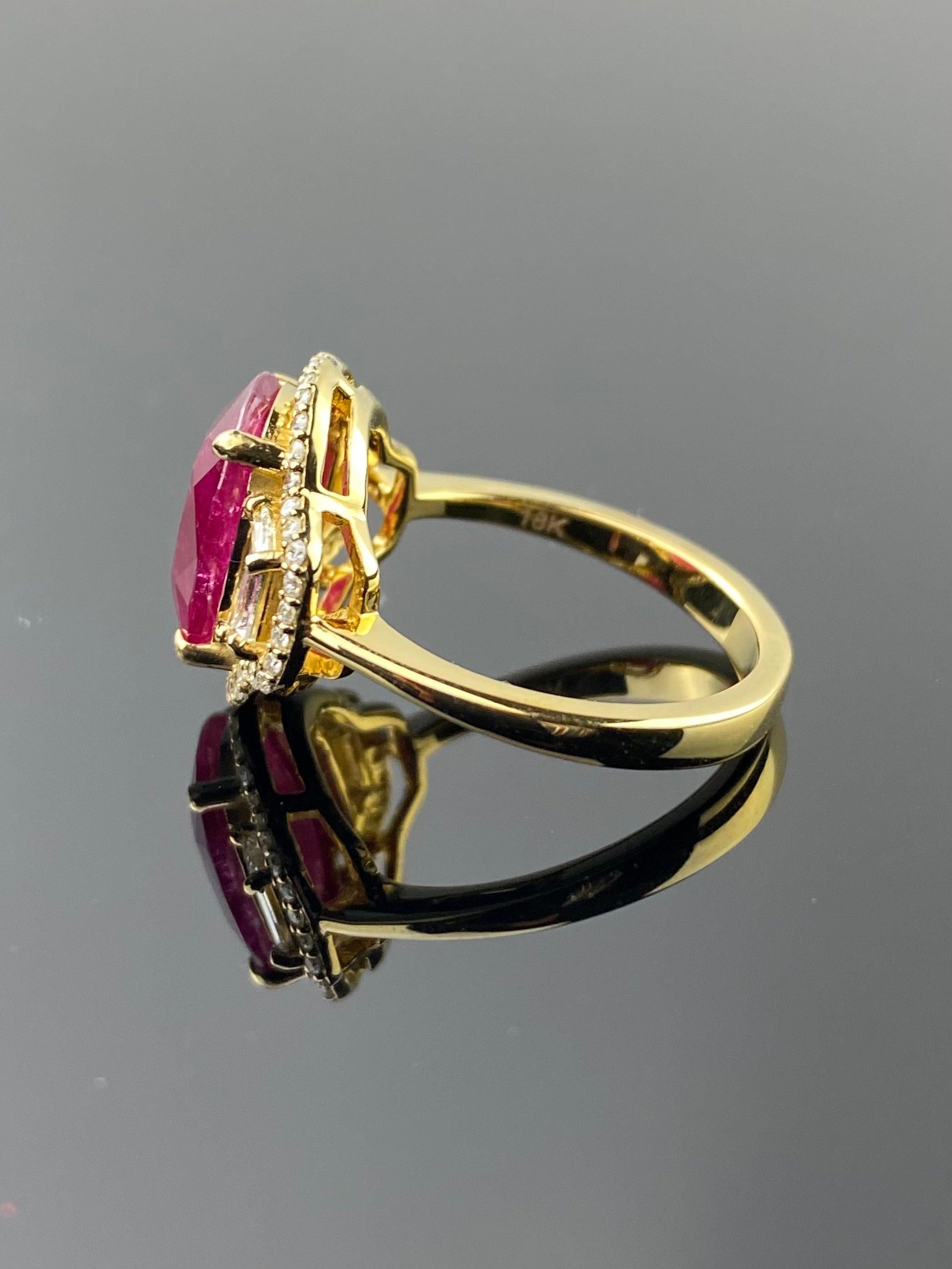 Taille ovale Bague de fiançailles à trois pierres en rubis et diamants certifiés 4,94 carats en vente