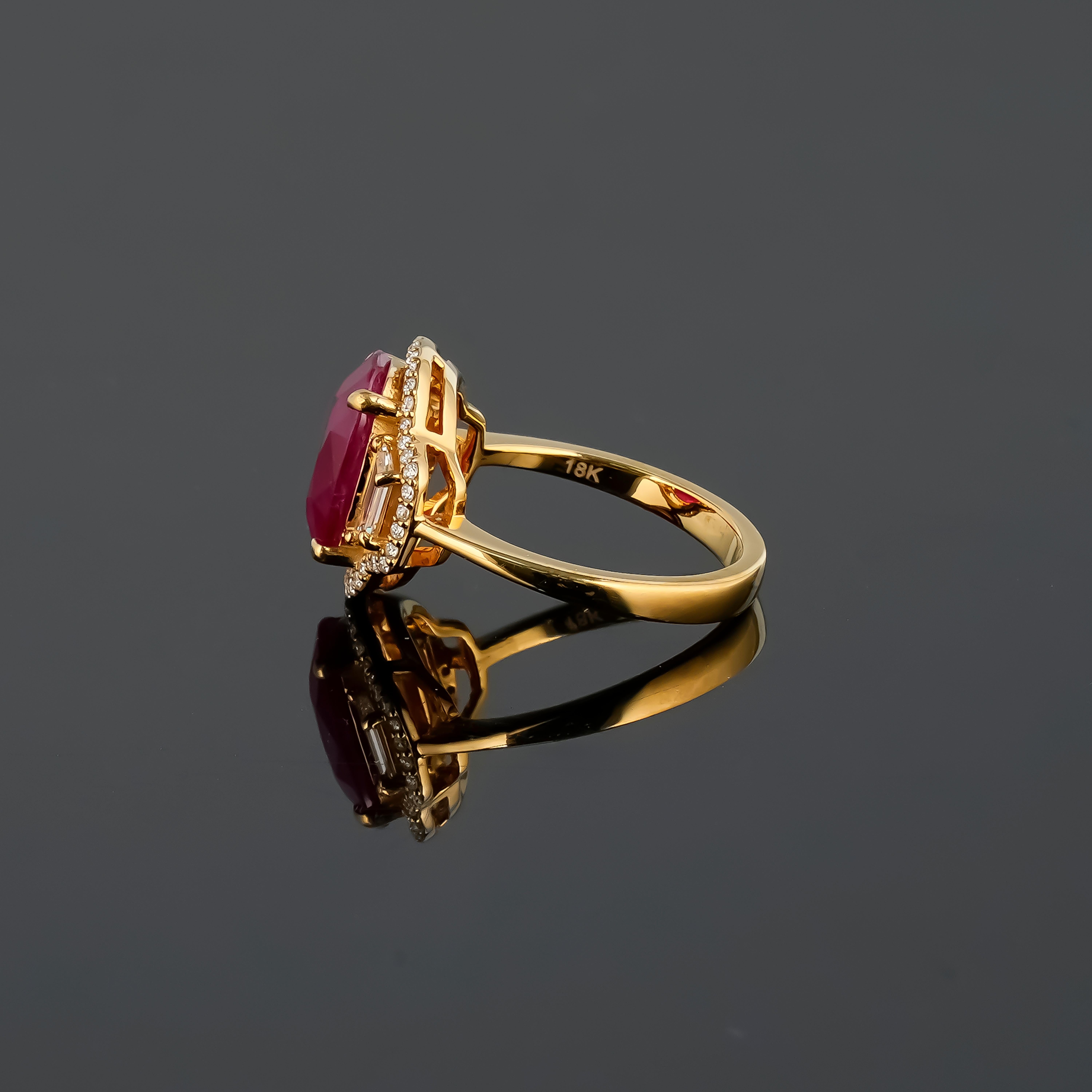 Oval Cut Certified 4.94 carat Ruby And Diamond Three Stone Engagement Ring For Sale