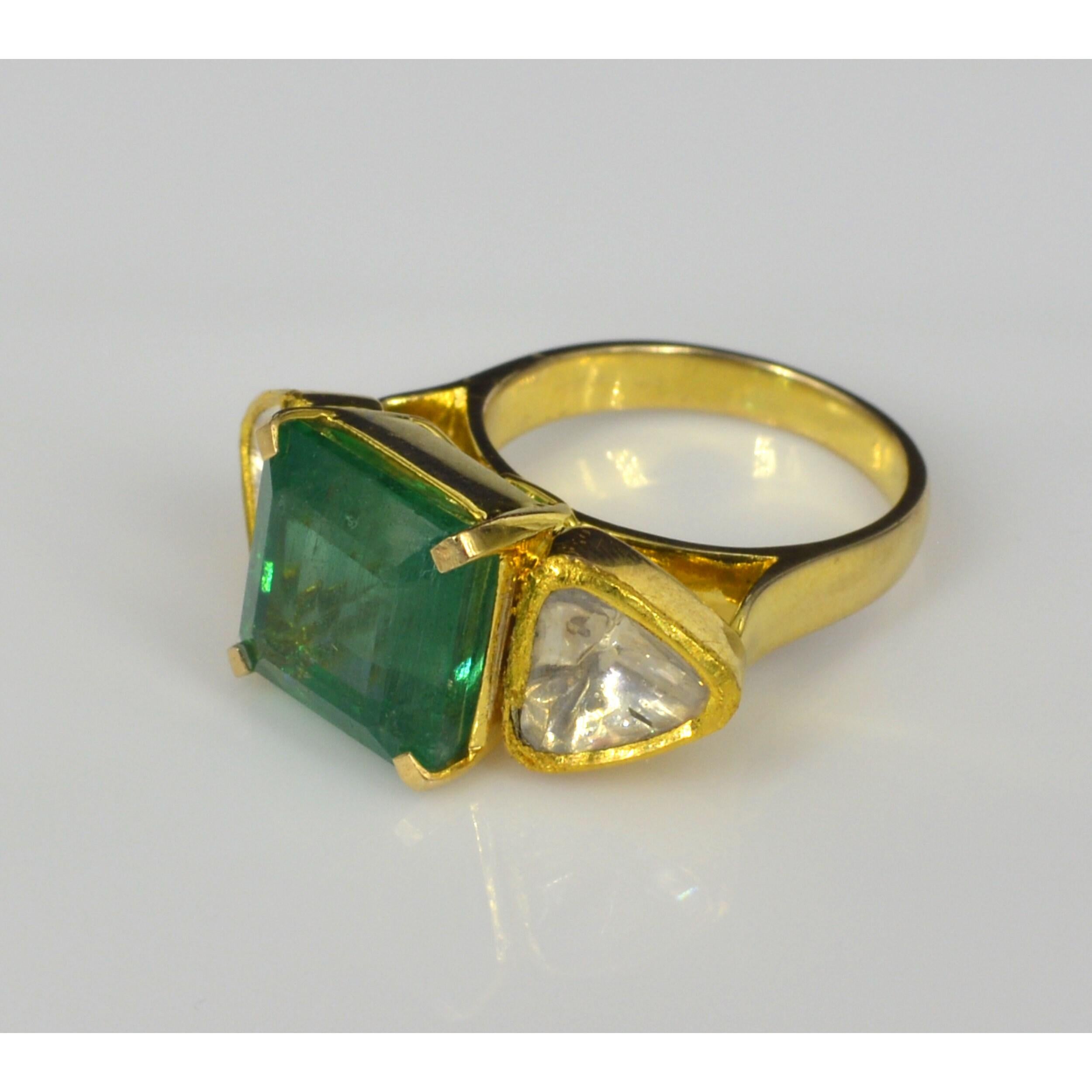 For Sale:  18K Gold 5 CT Natural Emerald and Diamond Antique Art Deco Style Engagement Ring 5