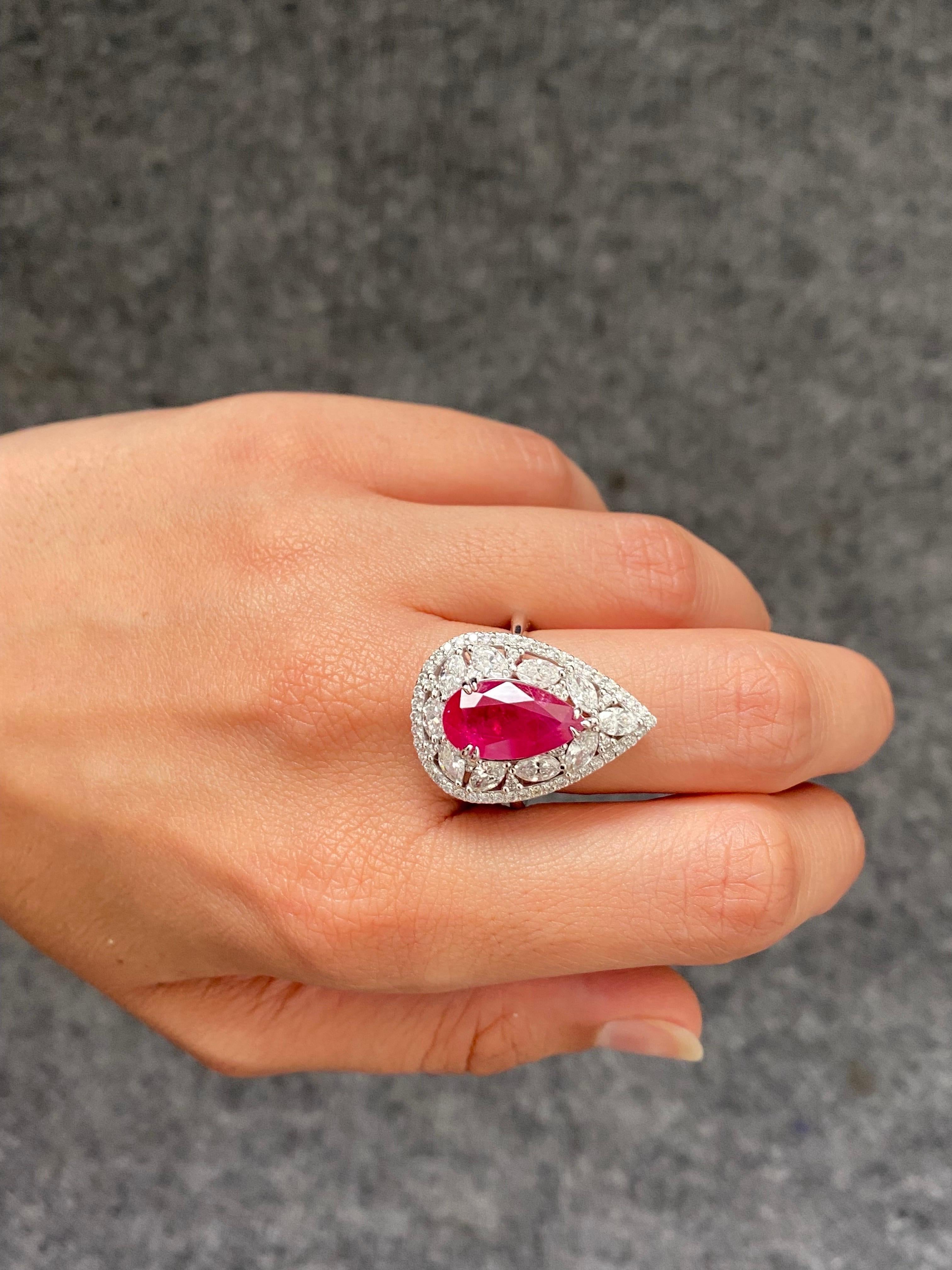 Certified 5 Carat Pear Shape Ruby and Diamond Cocktail Ring  In New Condition For Sale In Bangkok, Thailand