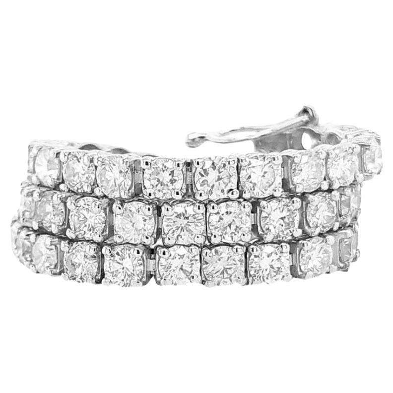 Round Cut Certified 5.00 carats of  natural diamonds on 18k gold tennis bracelet  For Sale