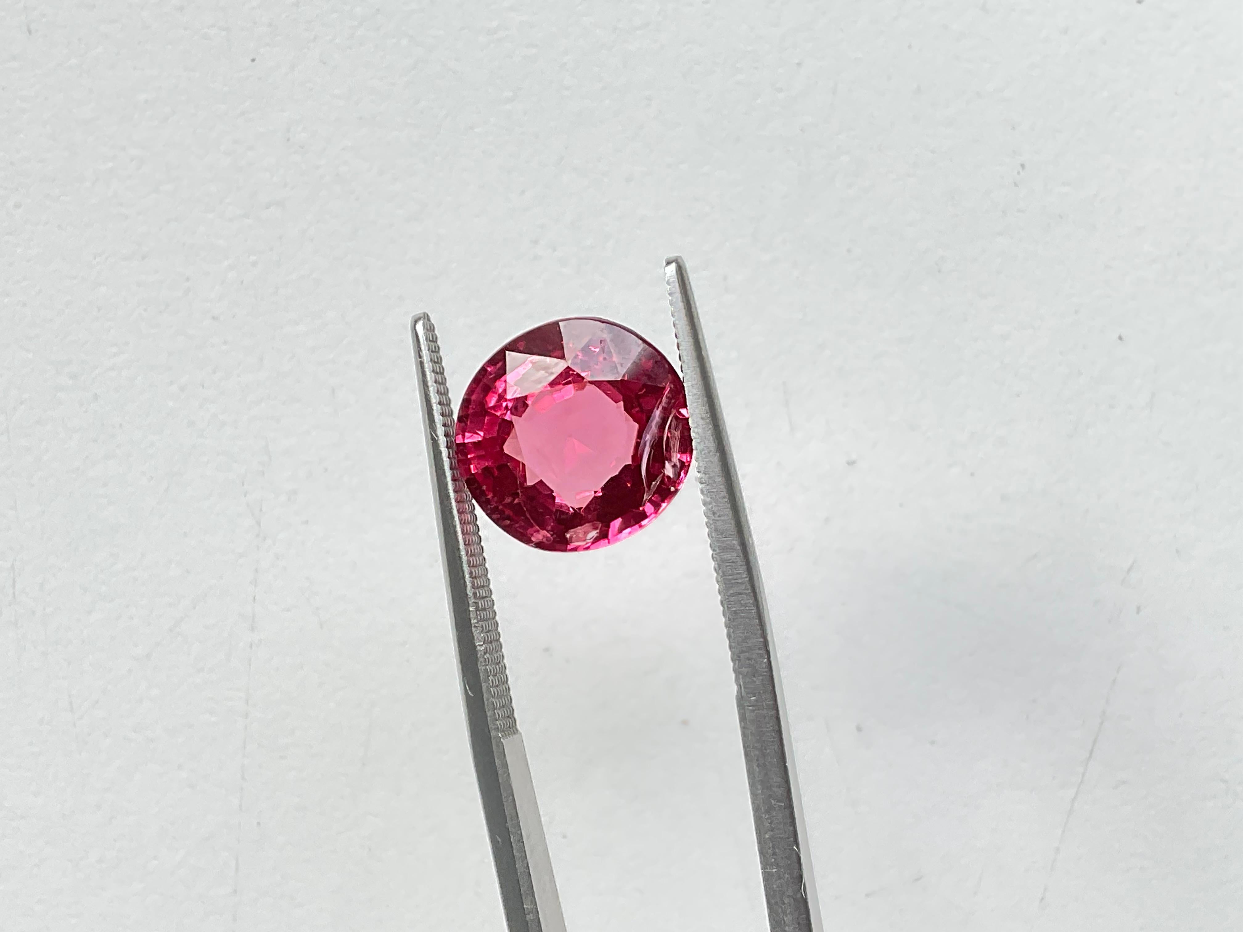 Certified 5.00 Carats Tanzania Pink Spinel Top Quality Cut stone Natural Gems For Sale 2