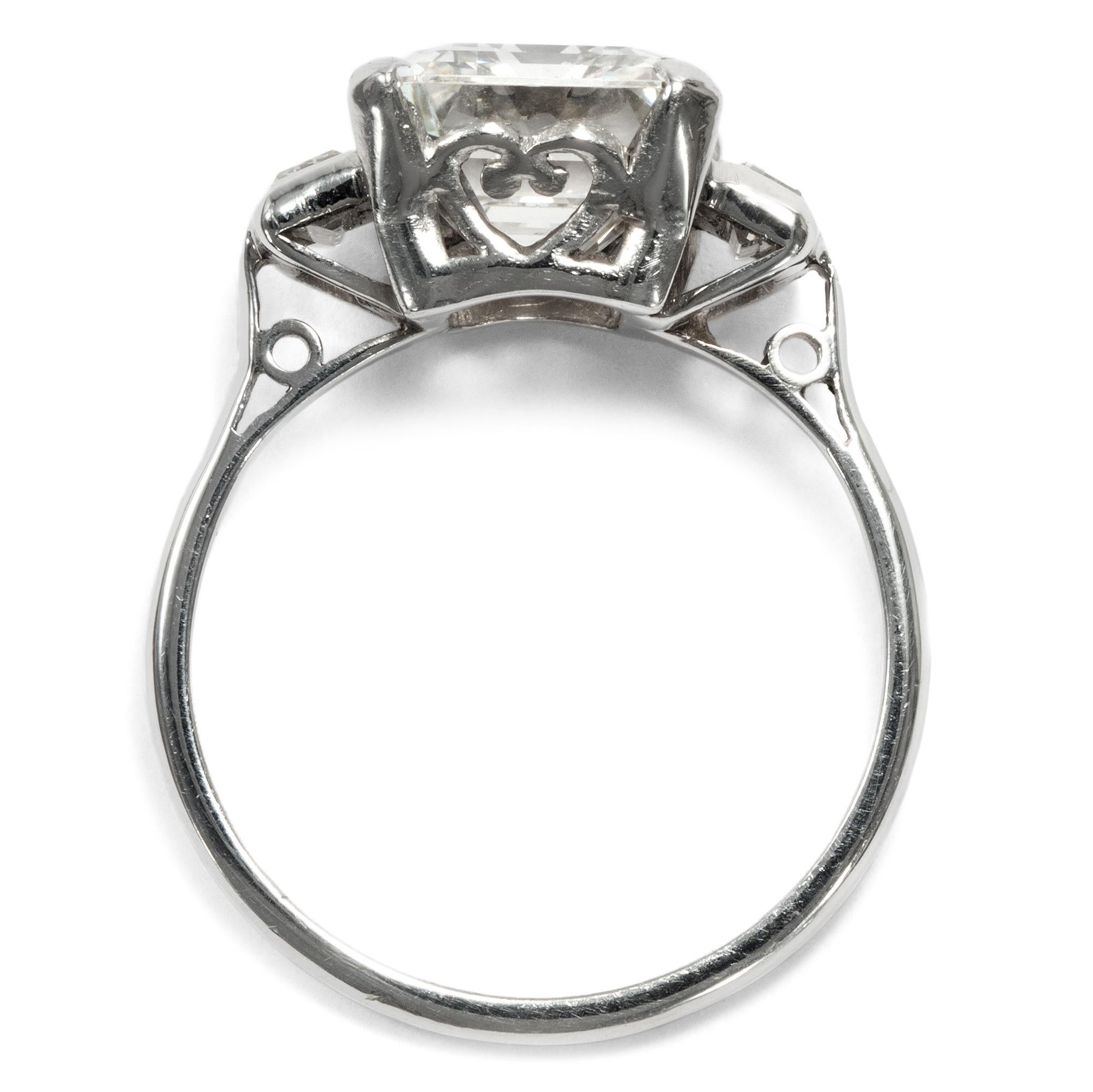 Certified 5.012 Carat Emerald Cut Diamond Art Deco circa 1935 Engagement Ring 3