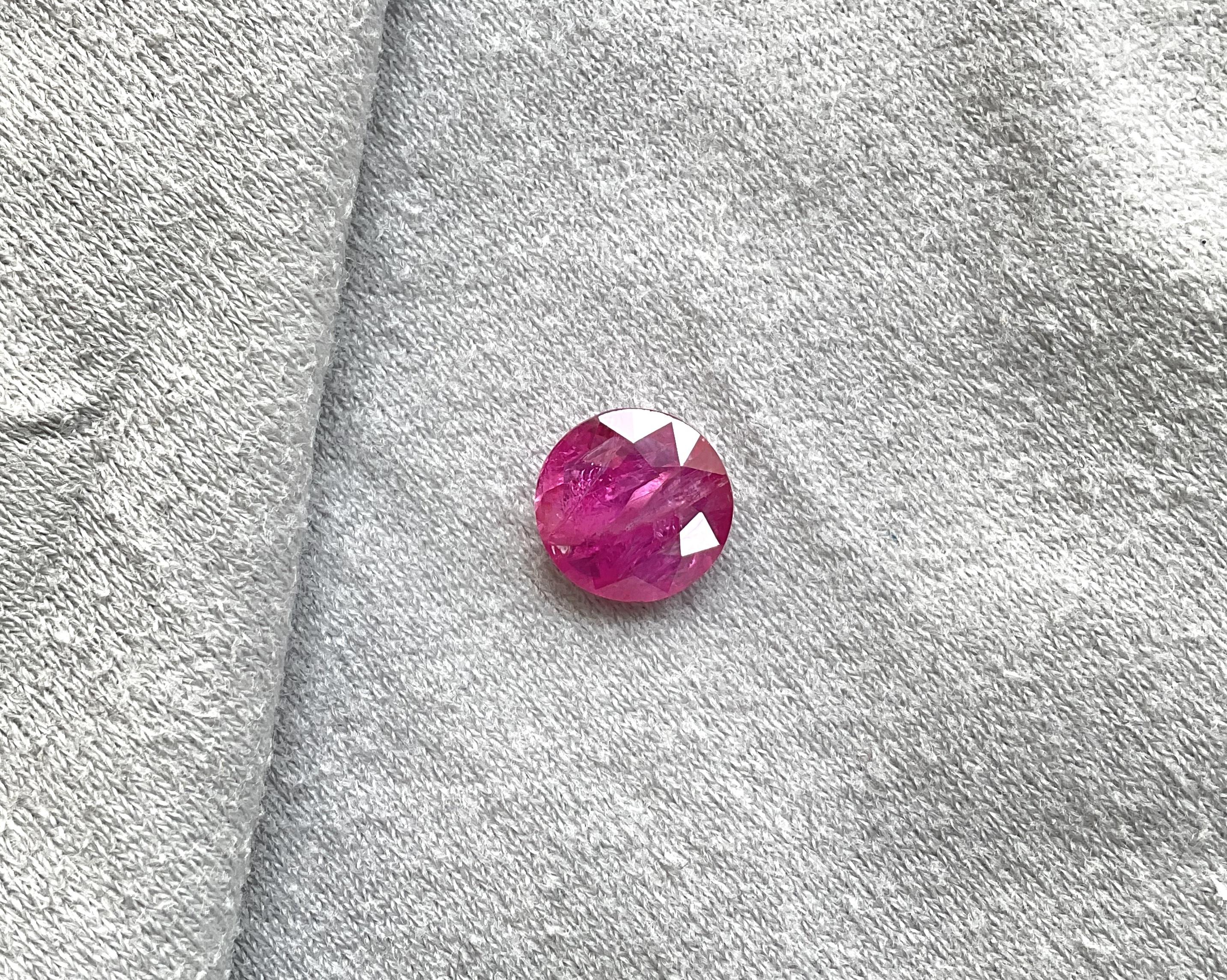 As we are auction partners at Gemfields, we have sourced these rubies from winning auctions and had cut them in our in house manufacturing responsibly.

Weight: 5.10 Carats
Size: 11x5 MM
Pieces: 1
Shape: Faceted Round Cur stone
