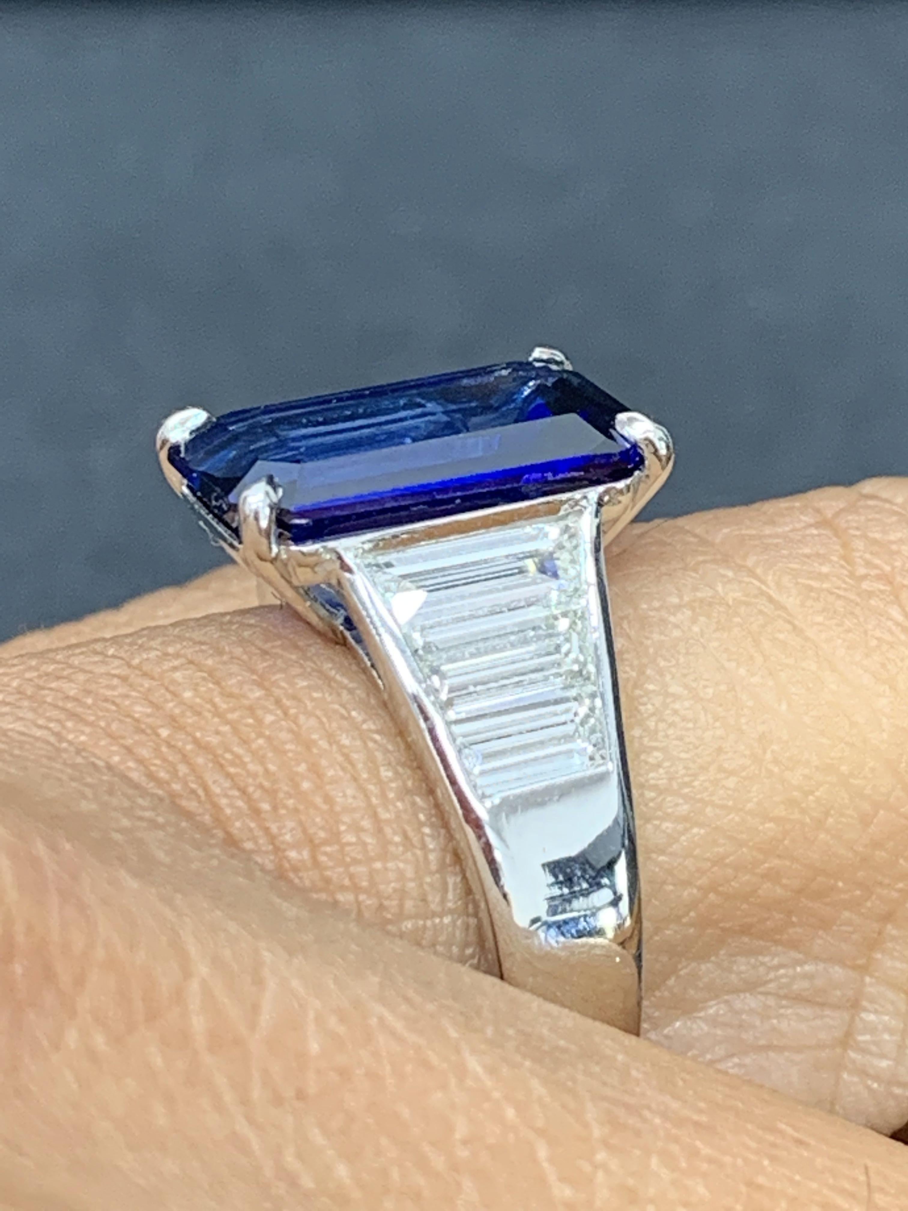 Certified 5.13 Carat Emerald Cut Sapphire Diamond Engagement Ring in Platinum For Sale 5