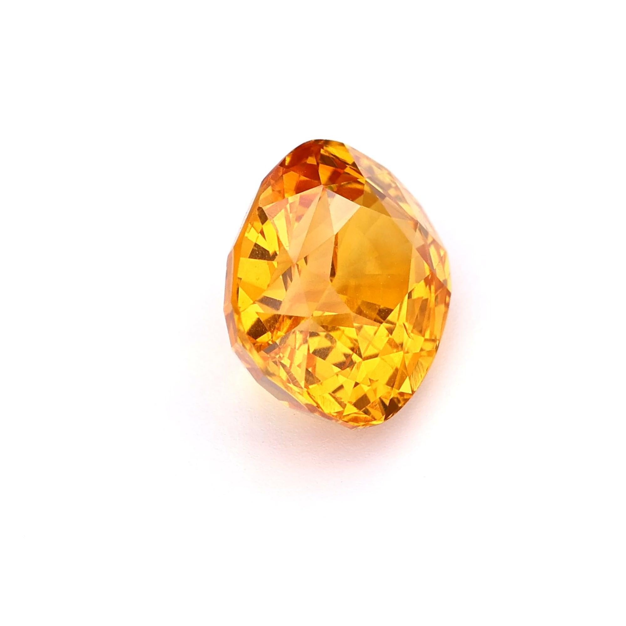 Certified 5.15 ct Natural Yellow Sapphire Ceylon Origin Ring Stone For Sale 4