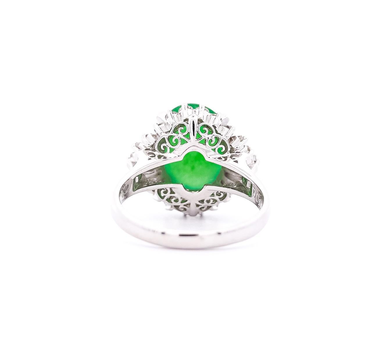 Art Deco Certified 5.16 Carat Fei Cui Type A Jadeite Jade and Diamond Cocktail Ring For Sale