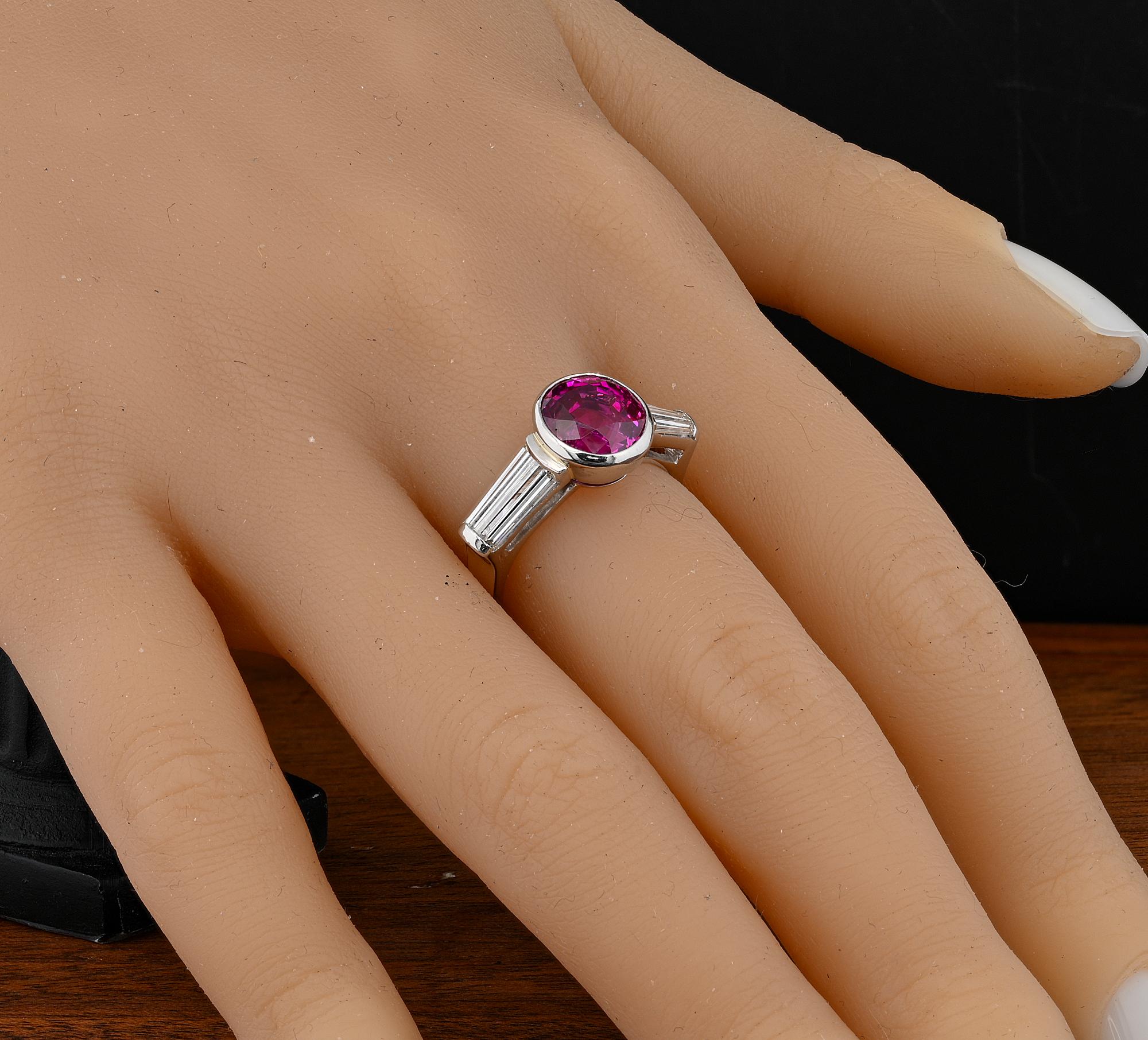 Certified 5.22 Ct Burma No heat Pink Diamond Sapphire Platinum Ring en vente 5