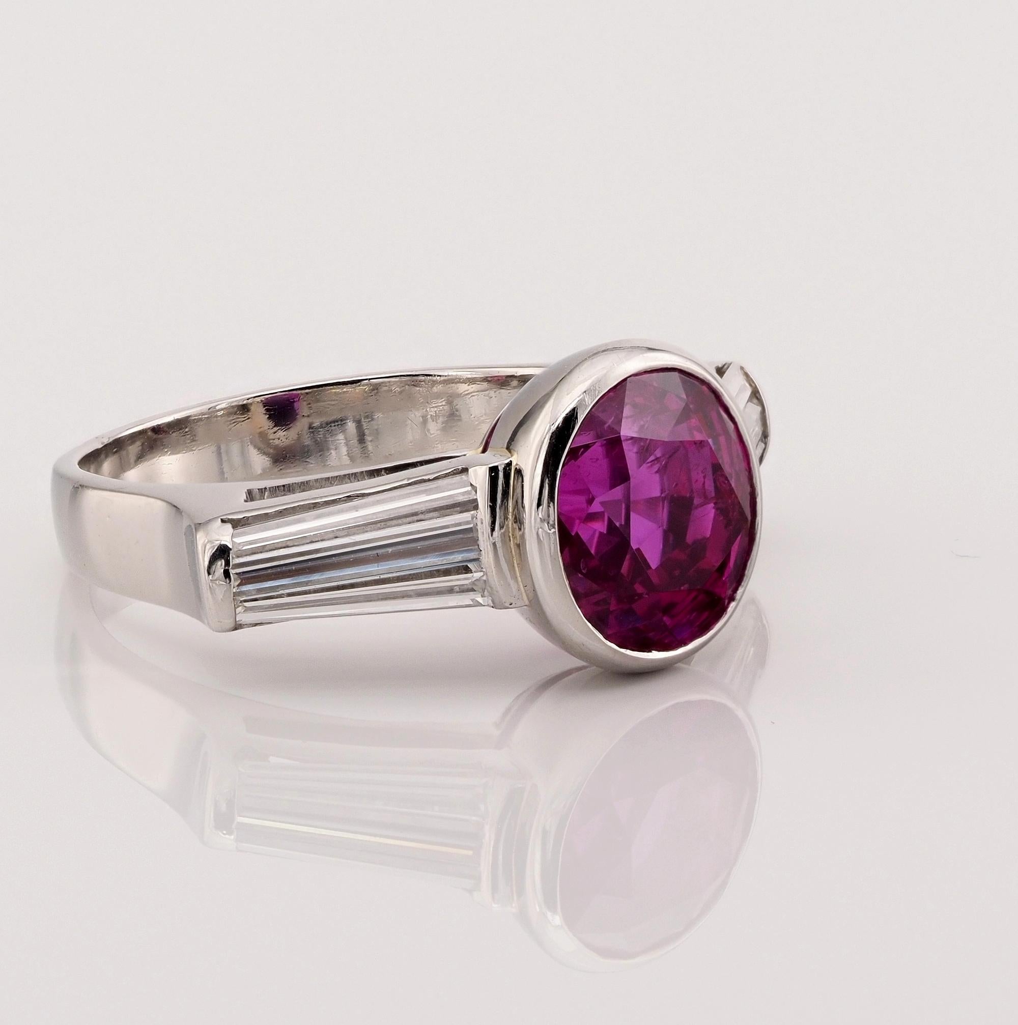 Contemporary Certified 5.22 Ct Burma No heat Pink Sapphire Diamond Platinum Ring For Sale