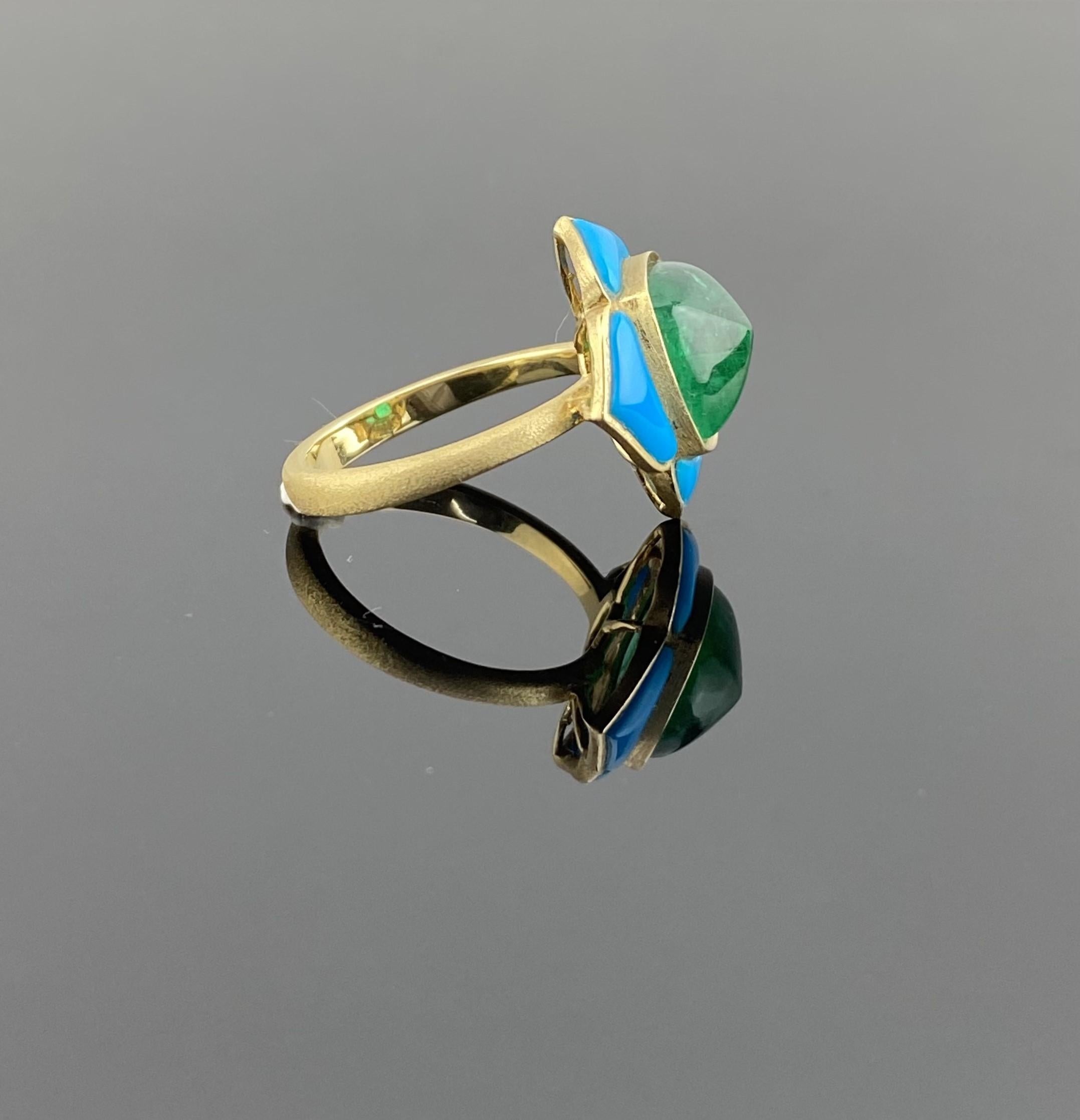 Art Deco Certified 5.33 carat Emerald Sugarloaf Cabochon and Turquoise Cocktail Ring For Sale
