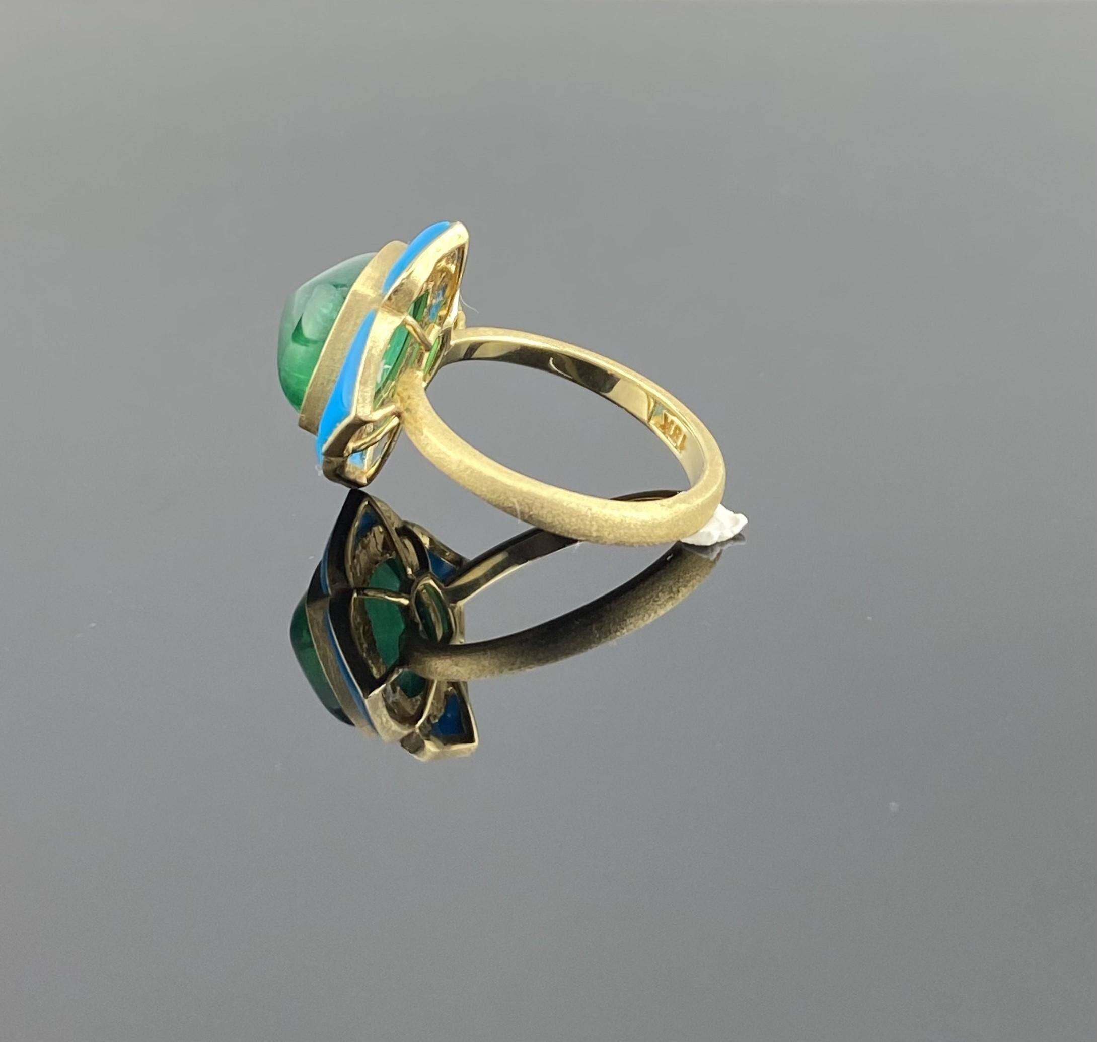 Women's Certified 5.33 carat Emerald Sugarloaf Cabochon and Turquoise Cocktail Ring For Sale
