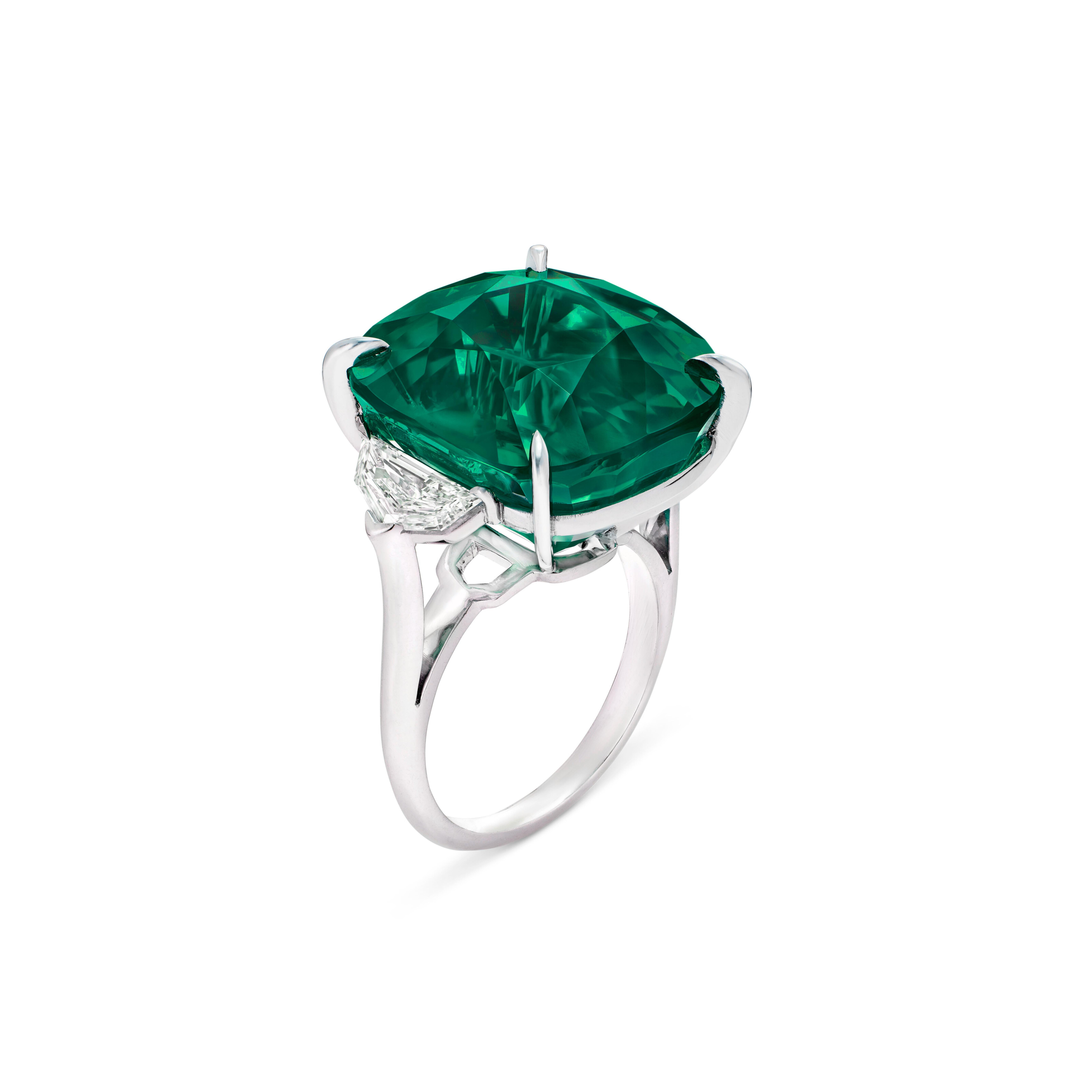 Cushion Cut Certified 5.39 Carat Natural Green COLOMBIAN Emerald Ring For Sale
