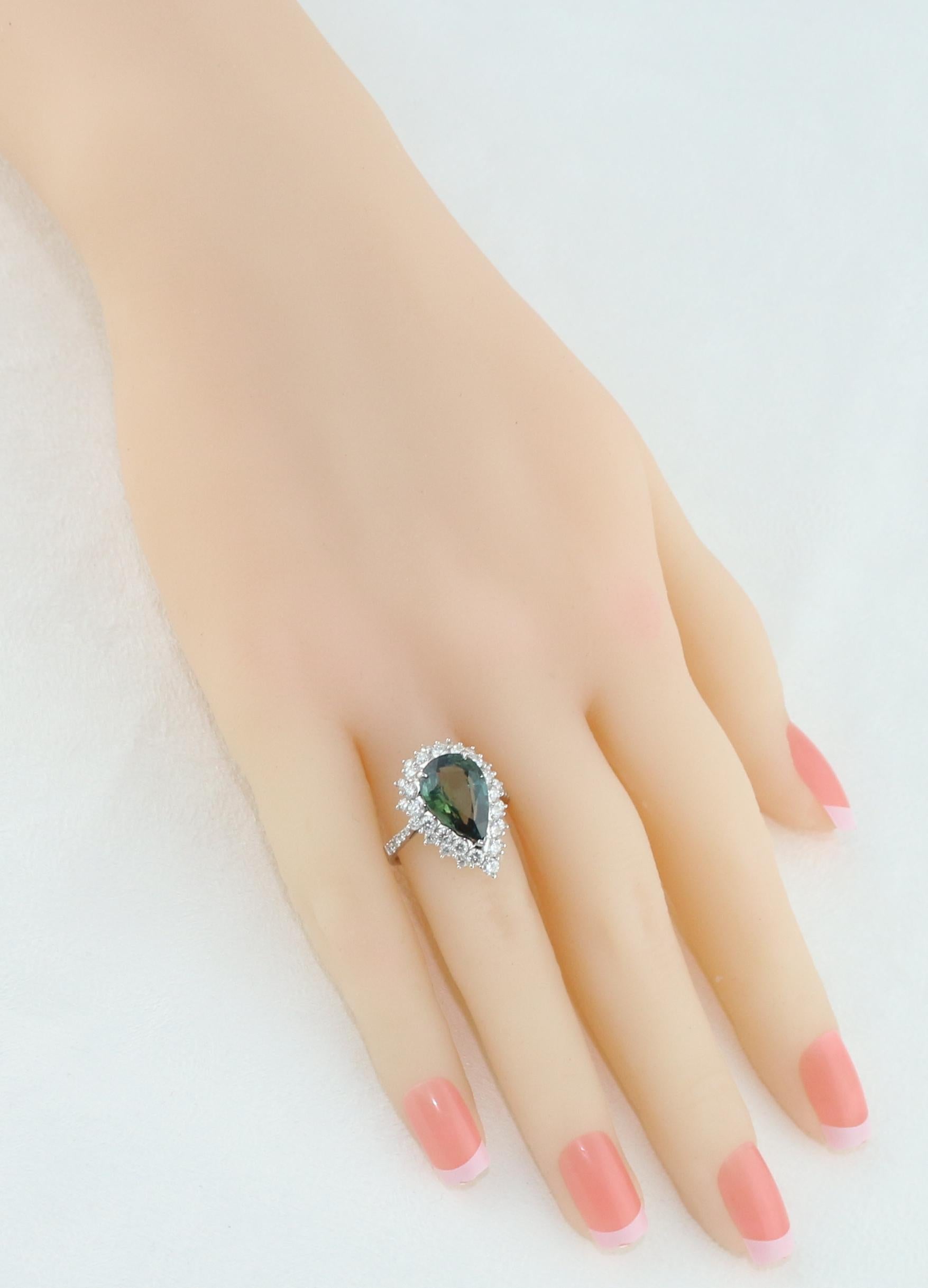 Women's Certified 5.40 Carat No Heat Greenish Blue Sapphire Diamond Gold Ring For Sale