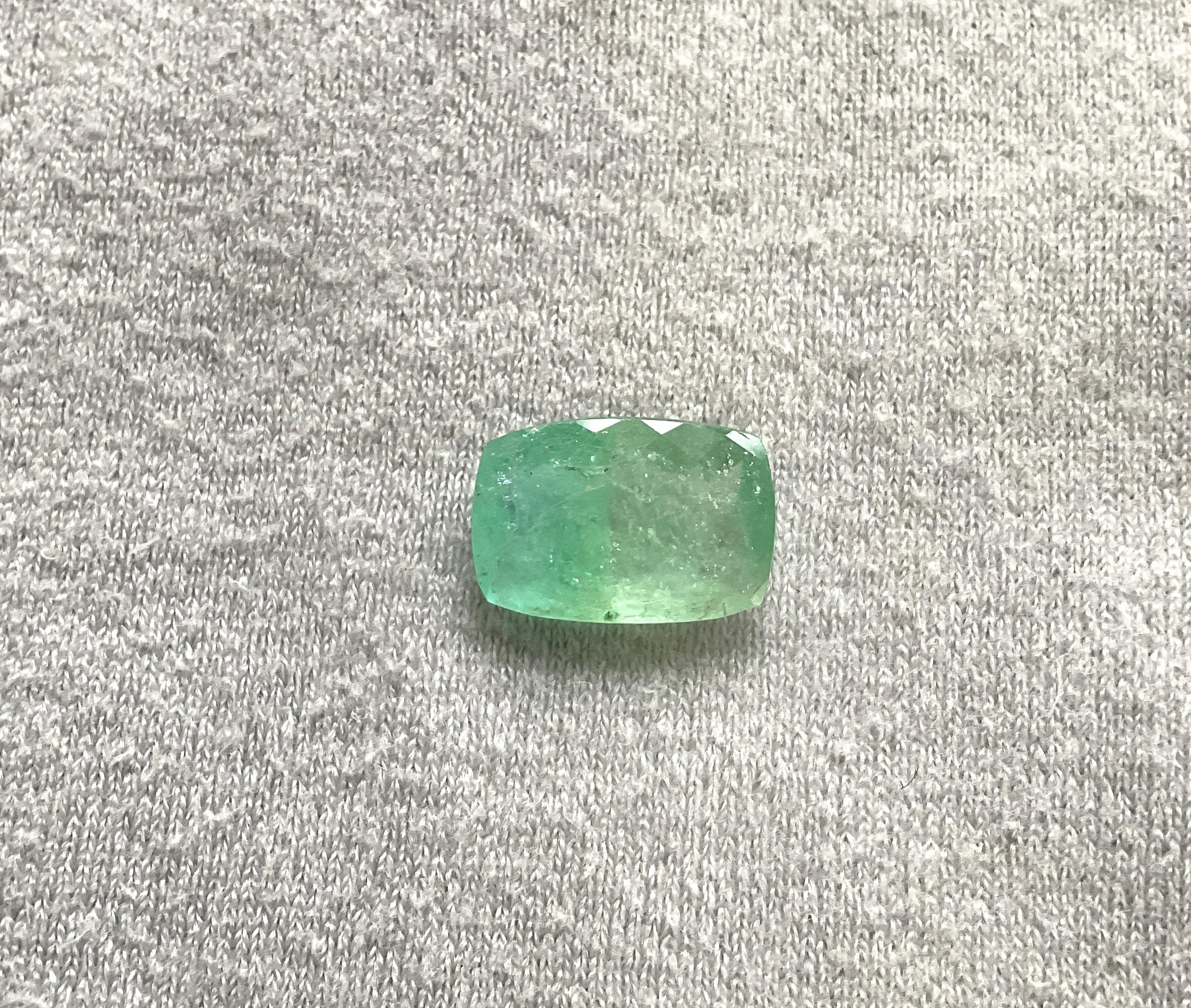 Certified 5.55 Carats Green Paraiba Tourmaline Cushion Cutstone for Fine Jewelry In New Condition For Sale In Jaipur, RJ