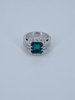 5.66 Carat Colombian Emerald Floral Designed Diamond Cocktail Ring