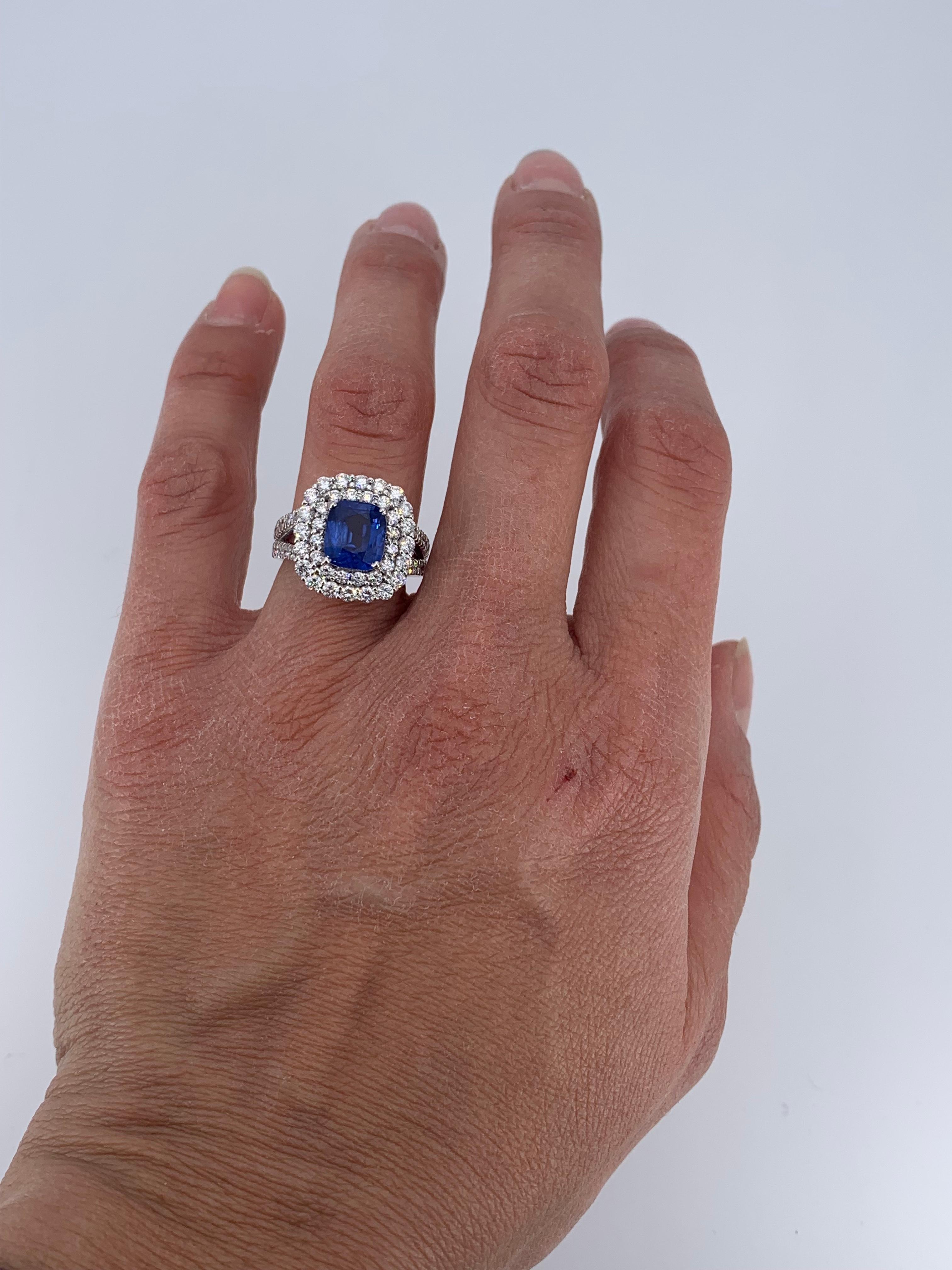 Contemporary 4.93 Carat Sapphire Double Diamond Halo Cocktail Ring For Sale 3