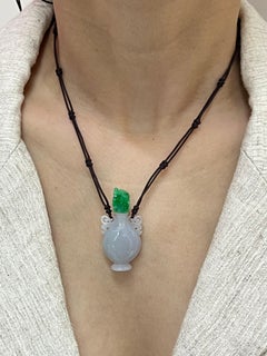 Certified 57 Carat Jade Perfume Bottle Pendant, Snuff Bottle, Functional