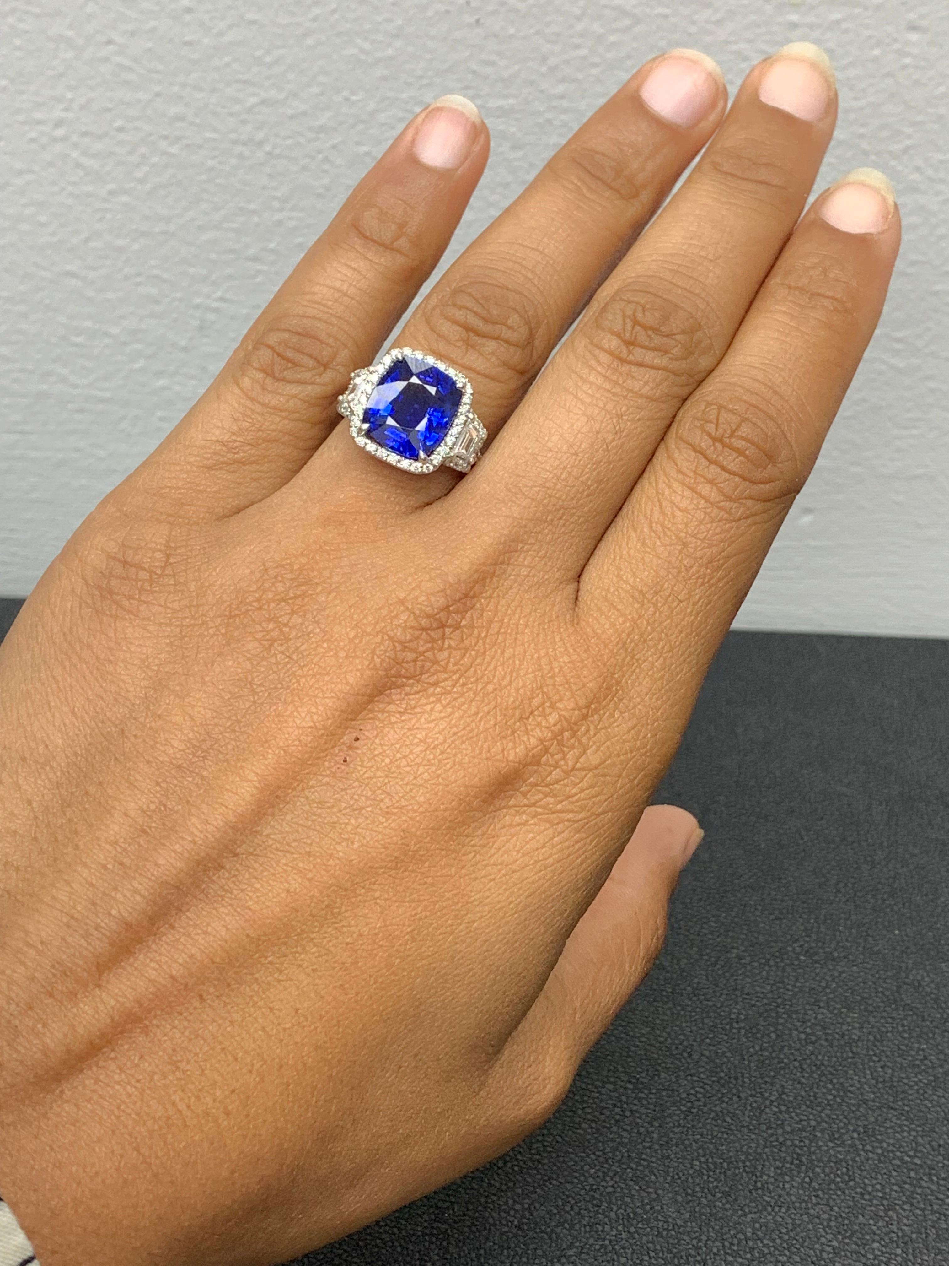 Certified 5.76 Carat Cushion Cut Sapphire Diamond 3 Stone Ring in Platinum For Sale 3