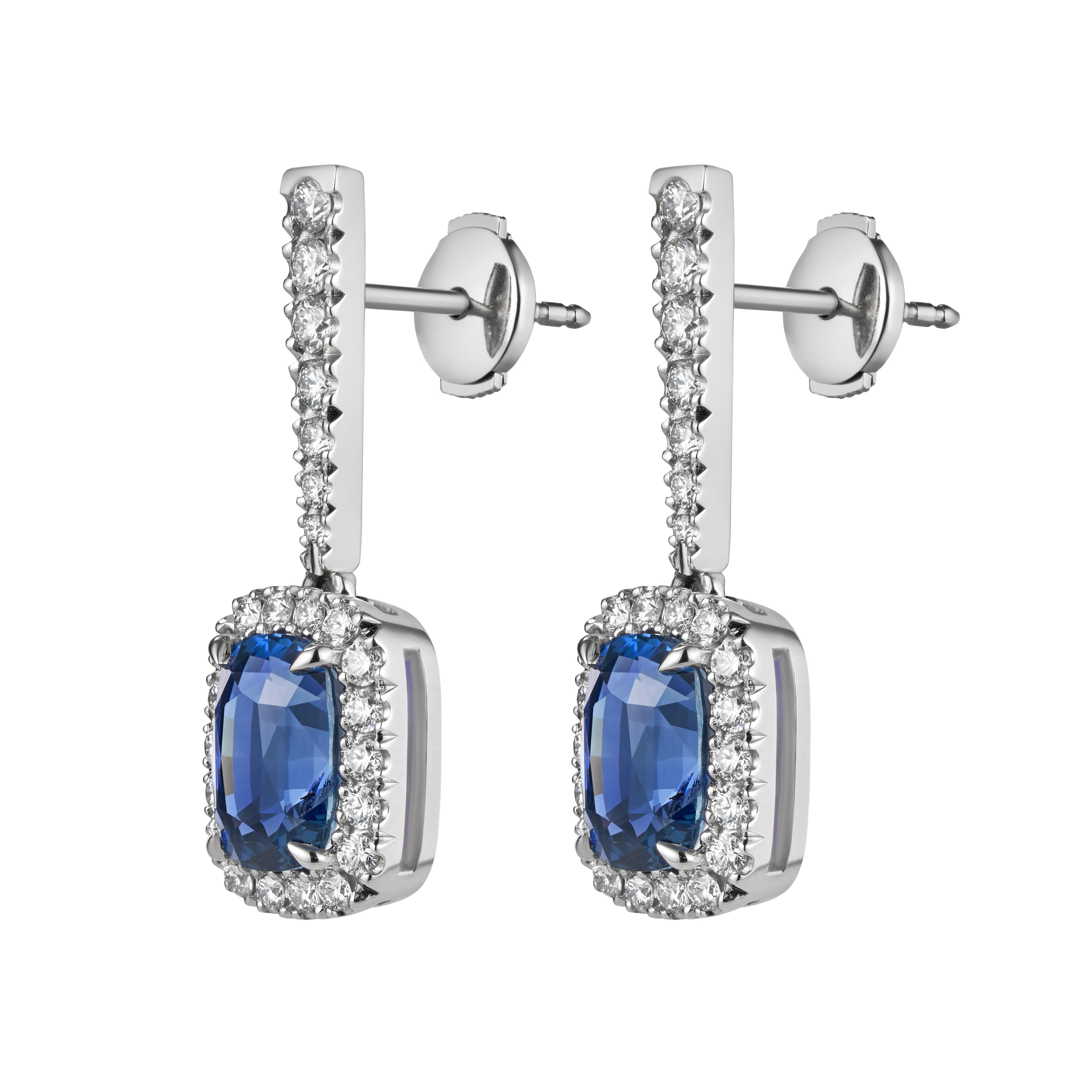 Art Nouveau Certified 6 Carat Blue Sapphire Diamond Earring 'Natural & Untreated' For Sale
