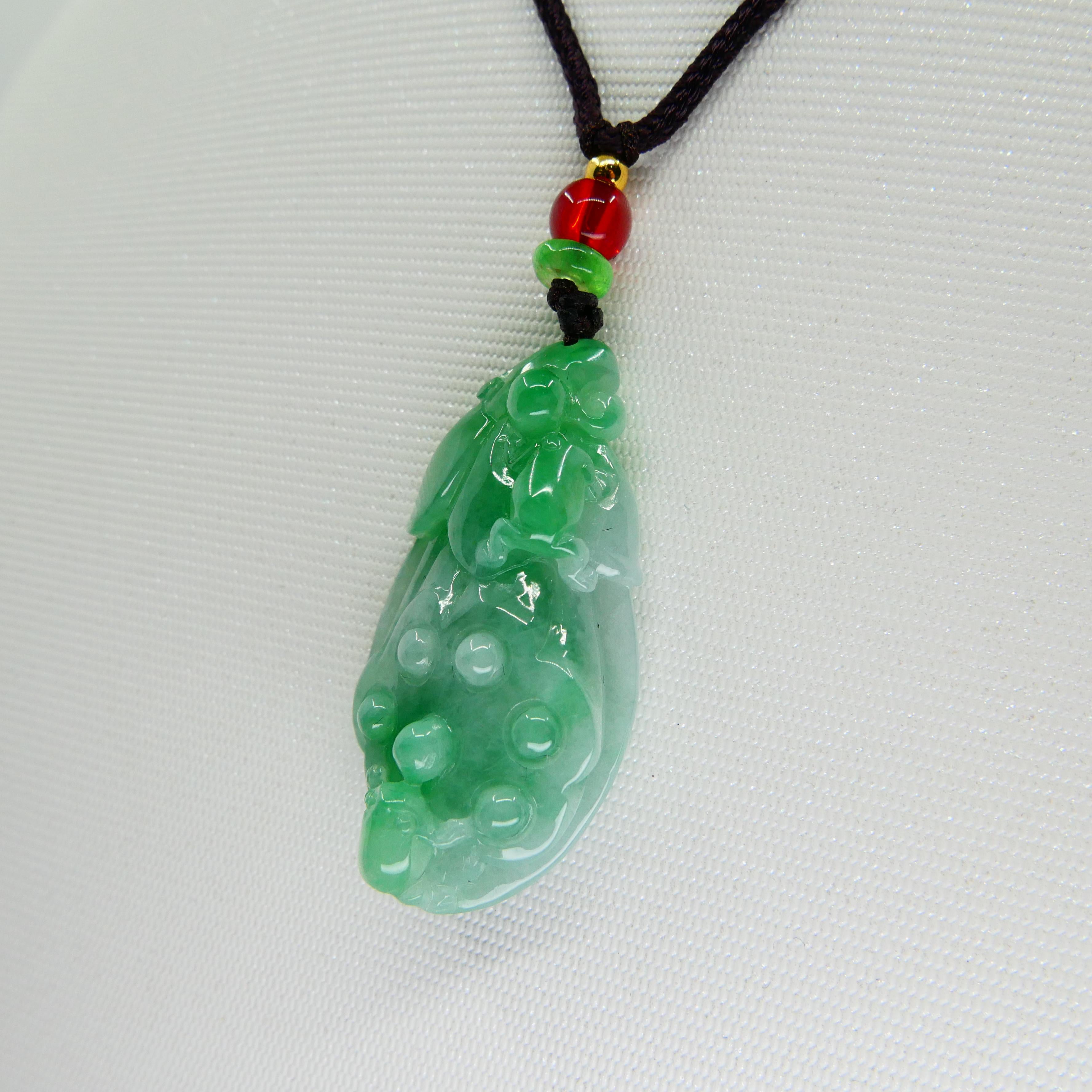 Certified 61.25 Cts Natural Apple Green Jadeite Jade Pendant Drop Necklace In New Condition For Sale In Hong Kong, HK