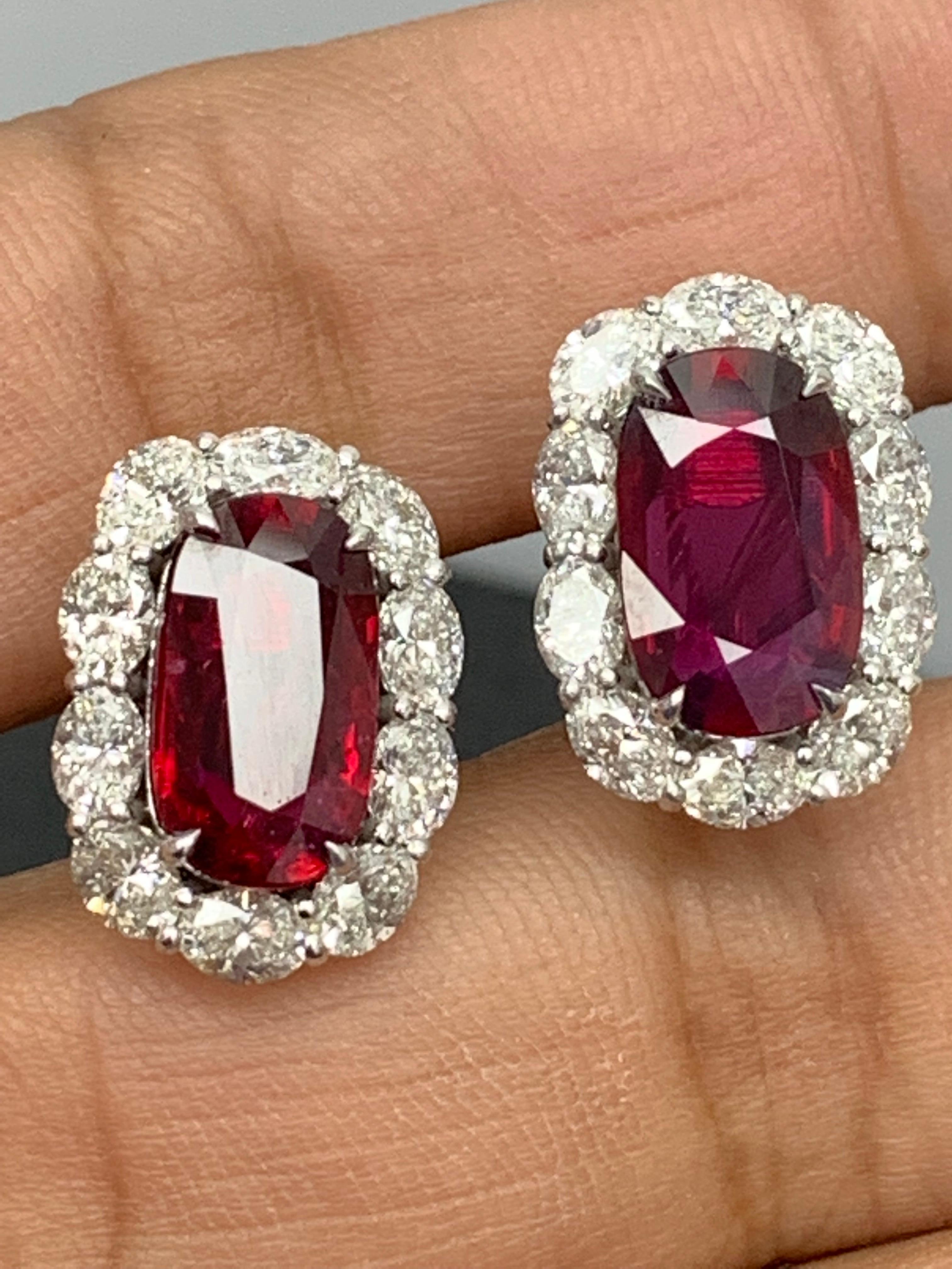 CERTIFIED 6,15 Karat Rubin im Kissenschliff und Diamant-Halo-Ohrring aus 18 Karat Weißgold im Angebot 4