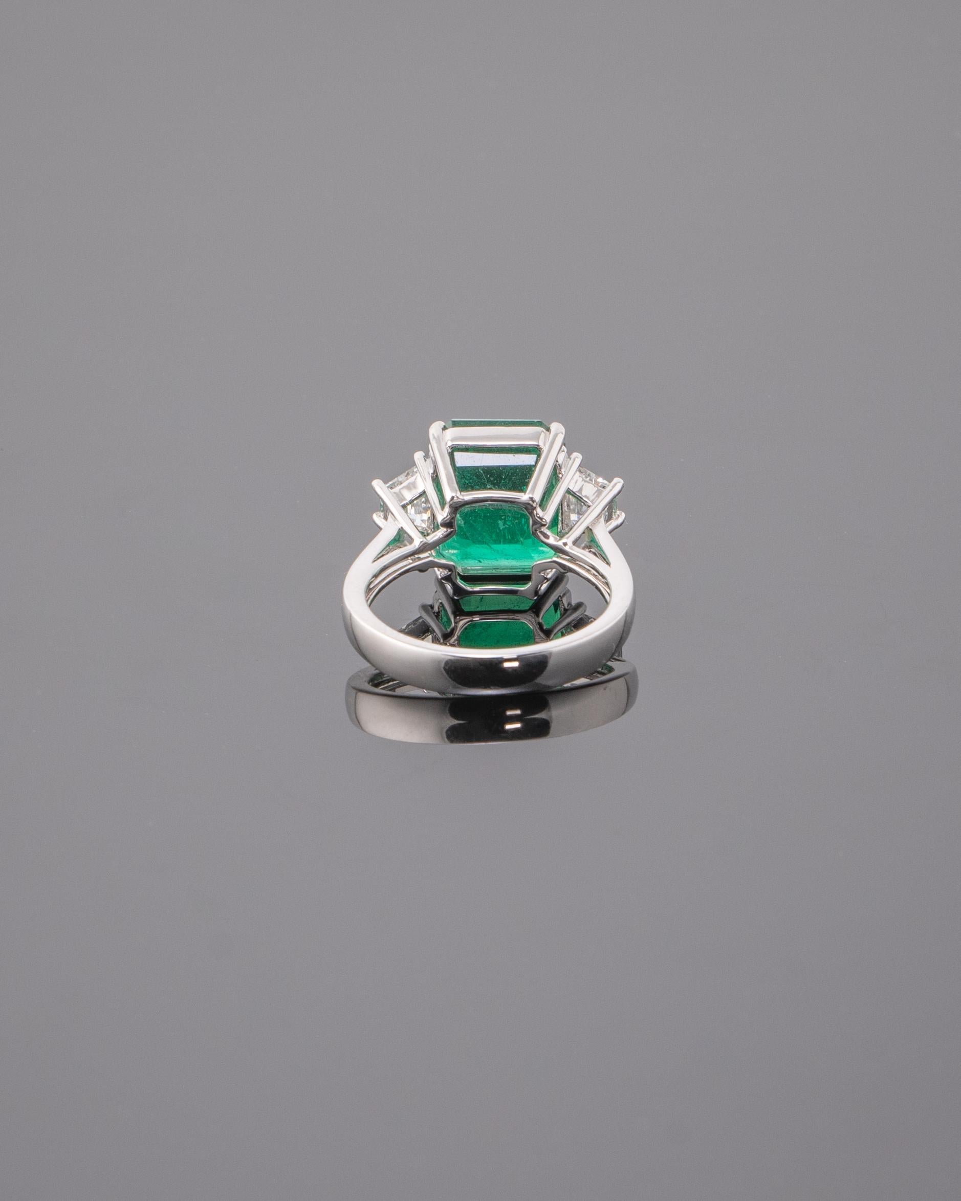 Modern Certified 6.43 Carat Emerald and Diamond Three-Stone Engagement Ring For Sale