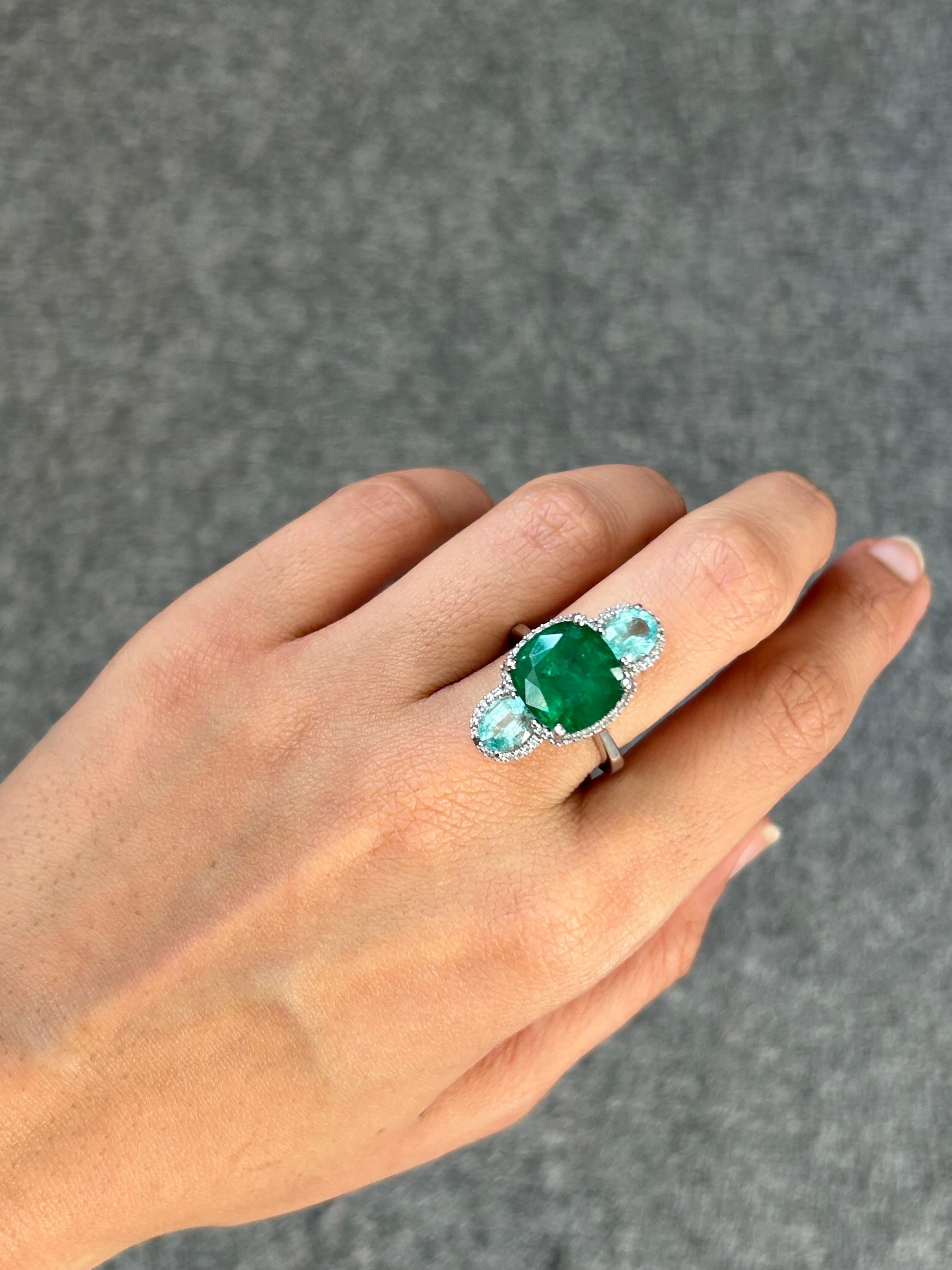Certified 6.47 Carat Emerald, 1.96 Carat Paraiba and Diamond Three-Stone Ring For Sale 1