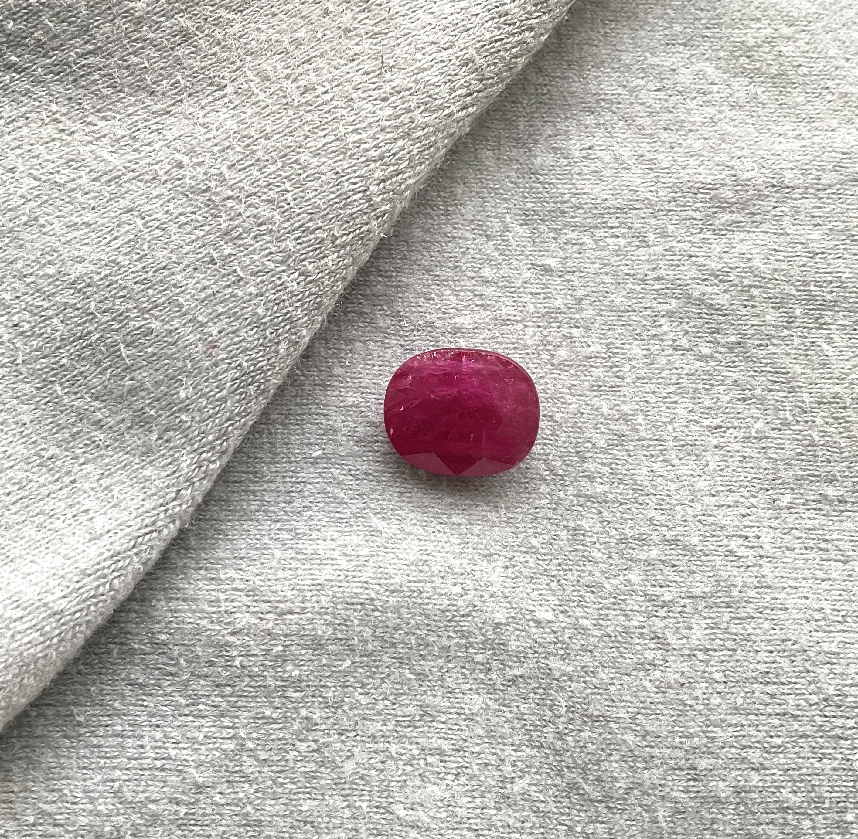As we are auction partners at Gemfields, we have sourced these rubies from winning auctions and had cut them in our in house manufacturing responsibly.

Weight: 6.51 Carats
Size: 12x10x5.5 MM
Pieces: 1
Shape: Faceted oval Cut stone