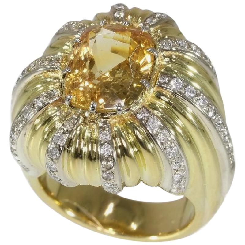 Certified 6.56 carat Yellow Sapphire and Diamond Gold French Cocktail Ring, 1960 For Sale