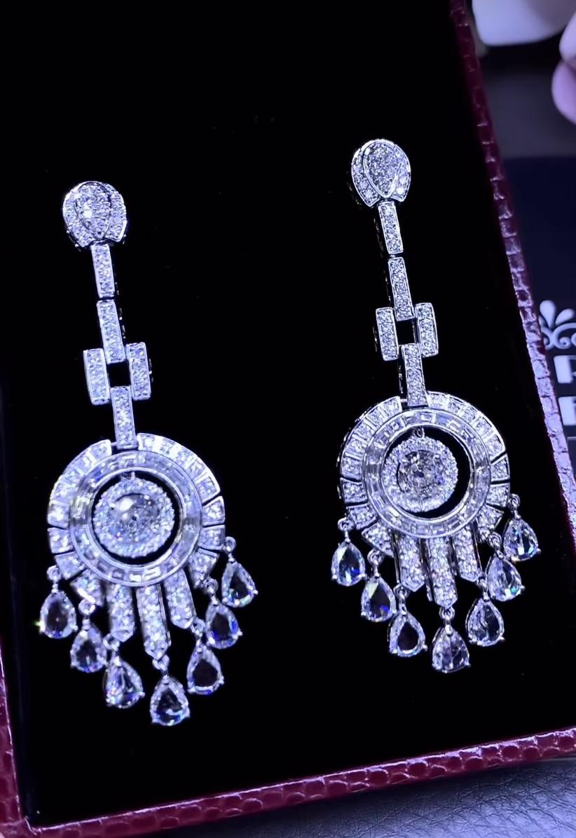 Boucles d'oreilles Art déco en or 18K certifiées 6,57 carats de diamants  en vente 2