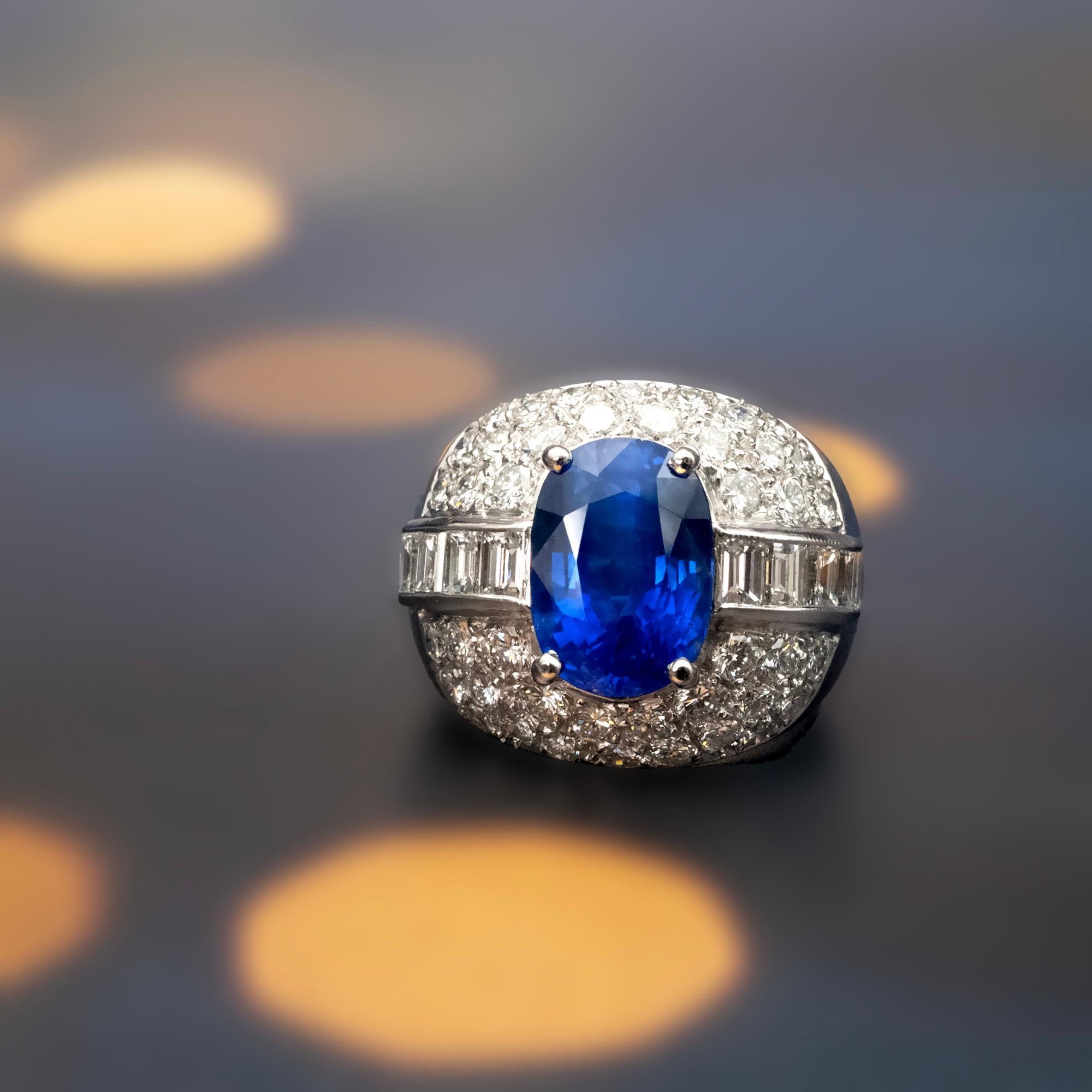 Contemporary Certified 6.85 carat Royal-Blue Sapphire and Diamond Dome Ring For Sale
