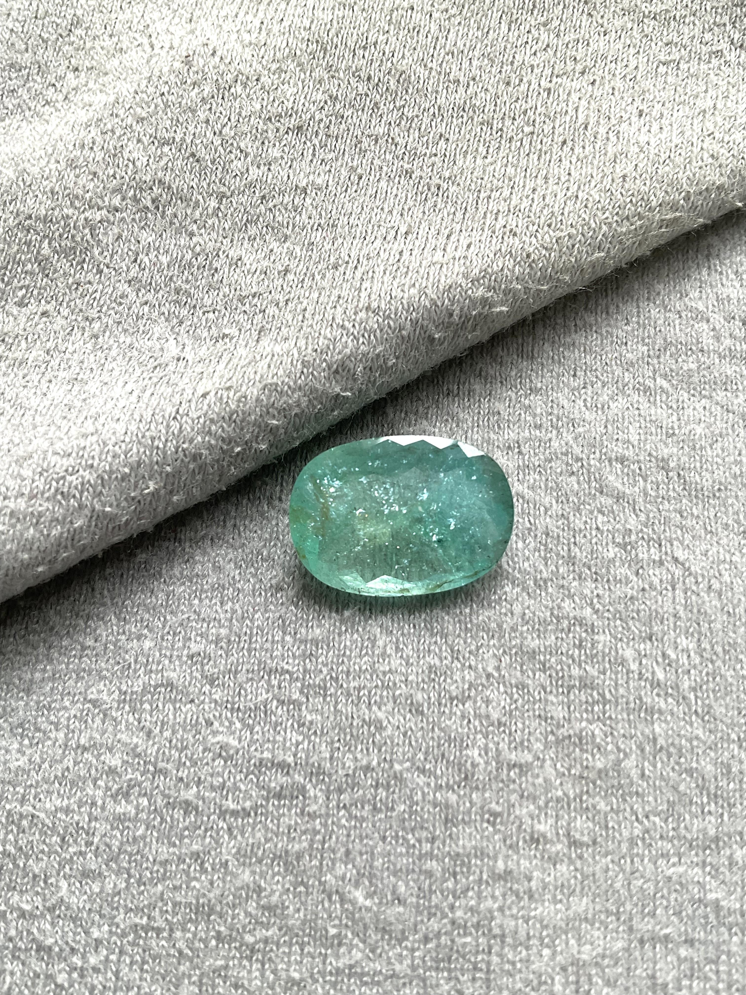 Certified 7.09 Carats Blue Paraiba Tourmaline Oval Cut Stone for Fine Jewelry In New Condition For Sale In Jaipur, RJ