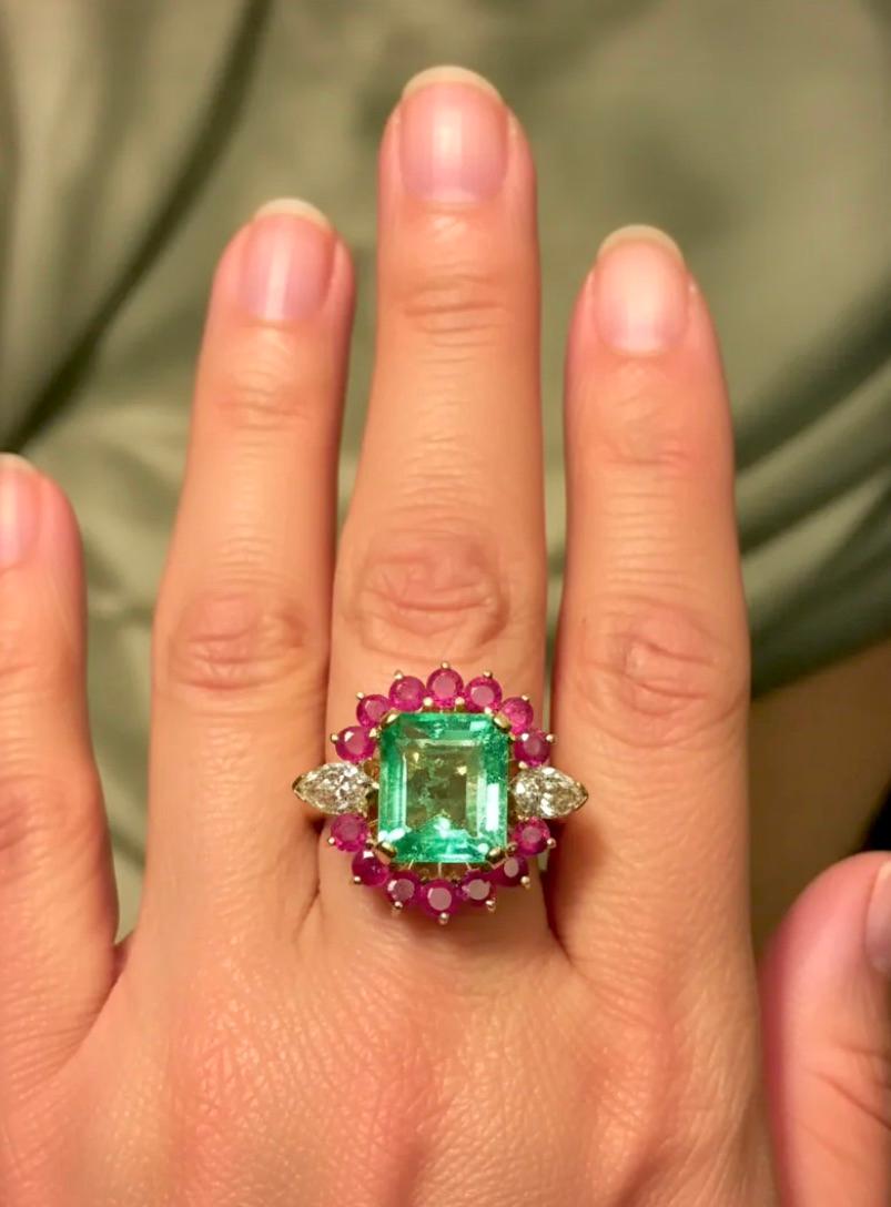 2 carat emerald cut diamond ring