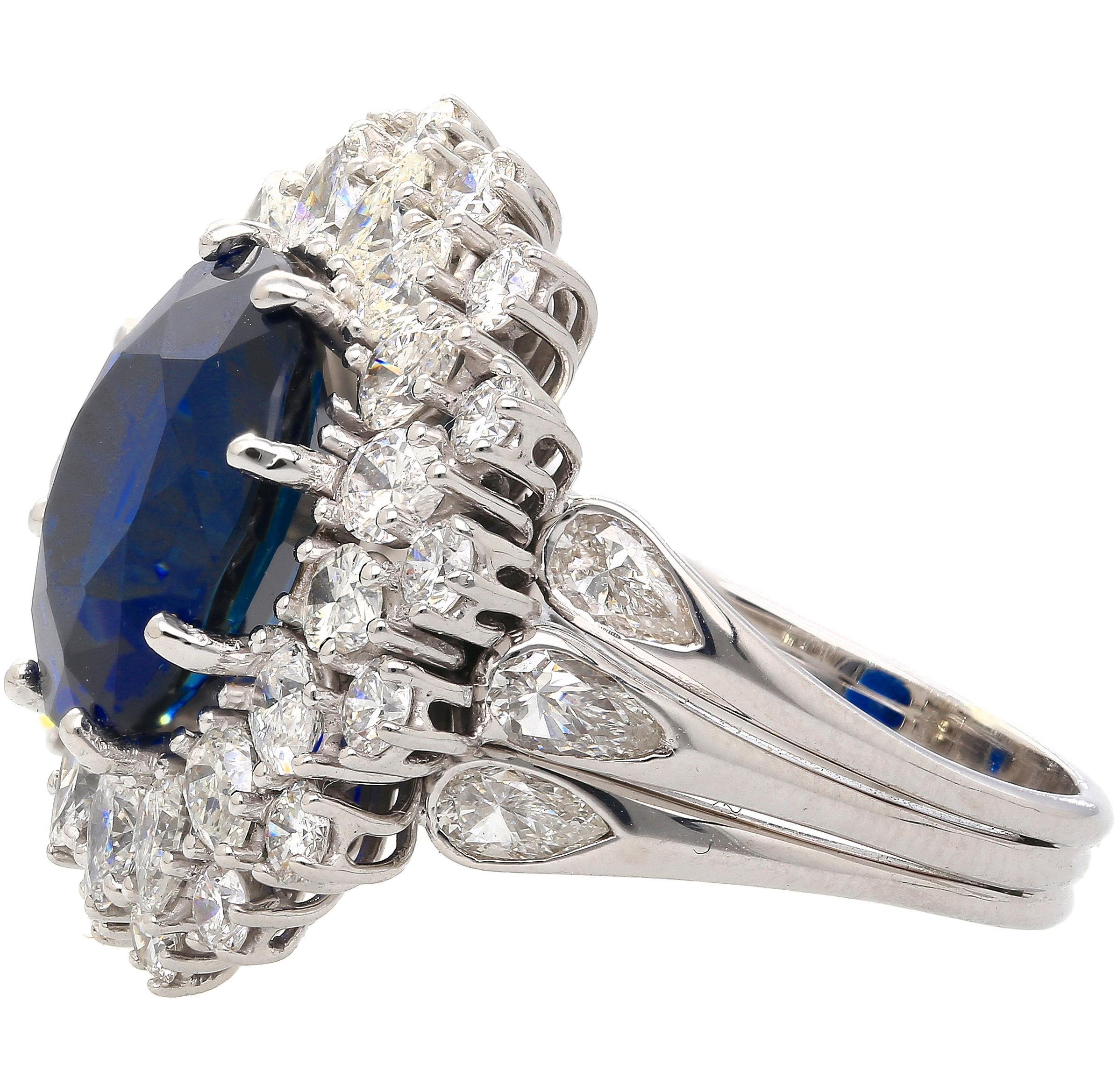 Bague française vintage certifiée 7.15 carats Vivid Diamonds et saphir bleu ensoleillé en vente 2