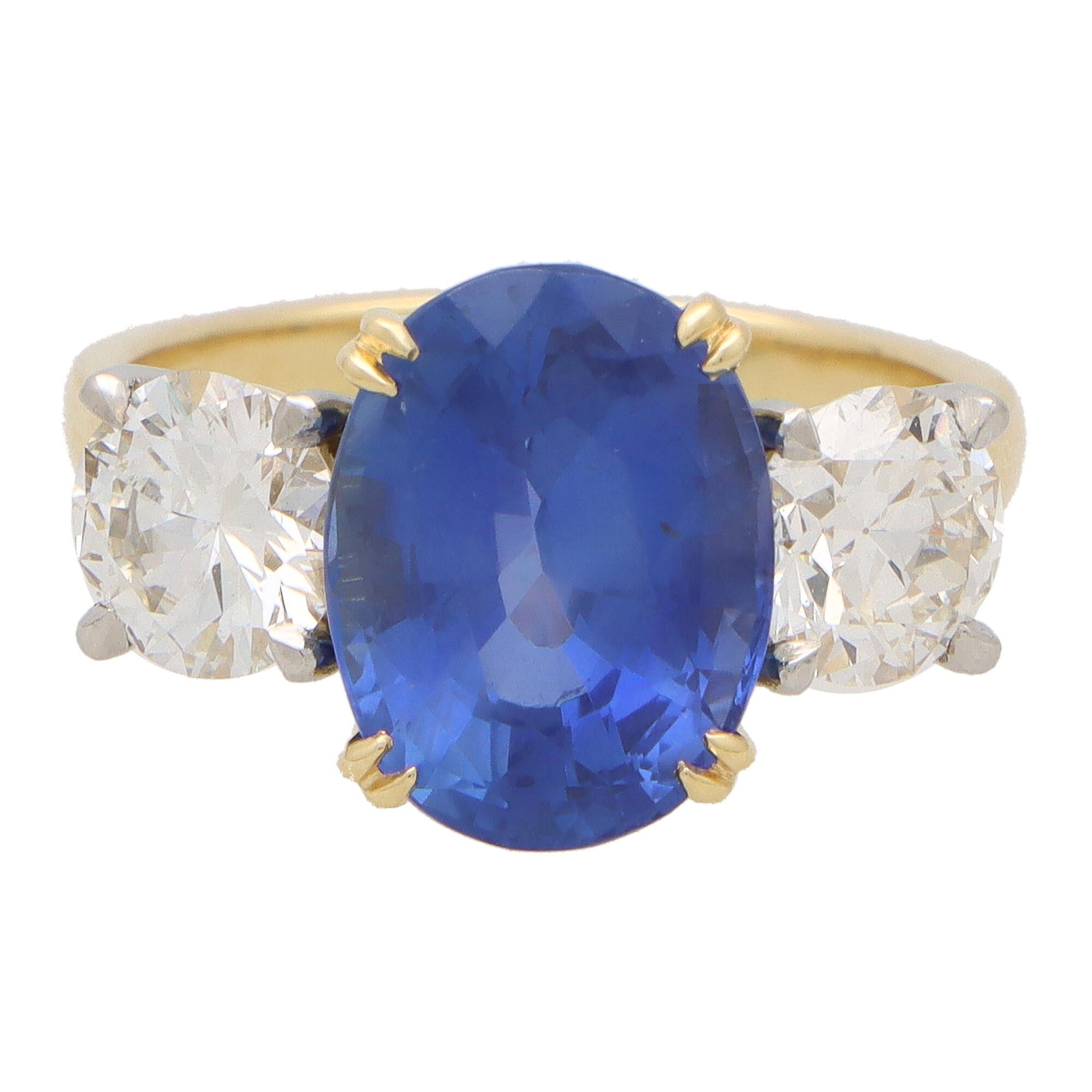 Certified 7.18ct Sapphire and Diamond Three Stone Ring Set in 18k Yellow Gold In New Condition In London, GB