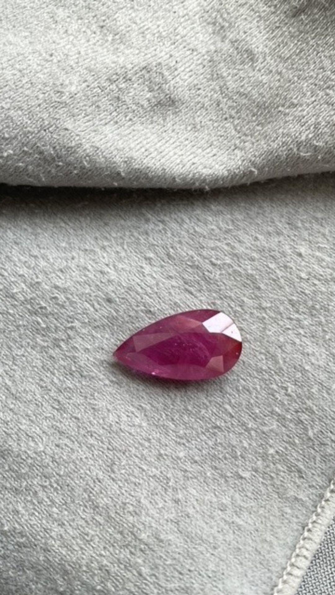 Certified 7.50 Carats Mozambique Ruby Pear Faceted Cutstone No Heat Natural Gem For Sale 3