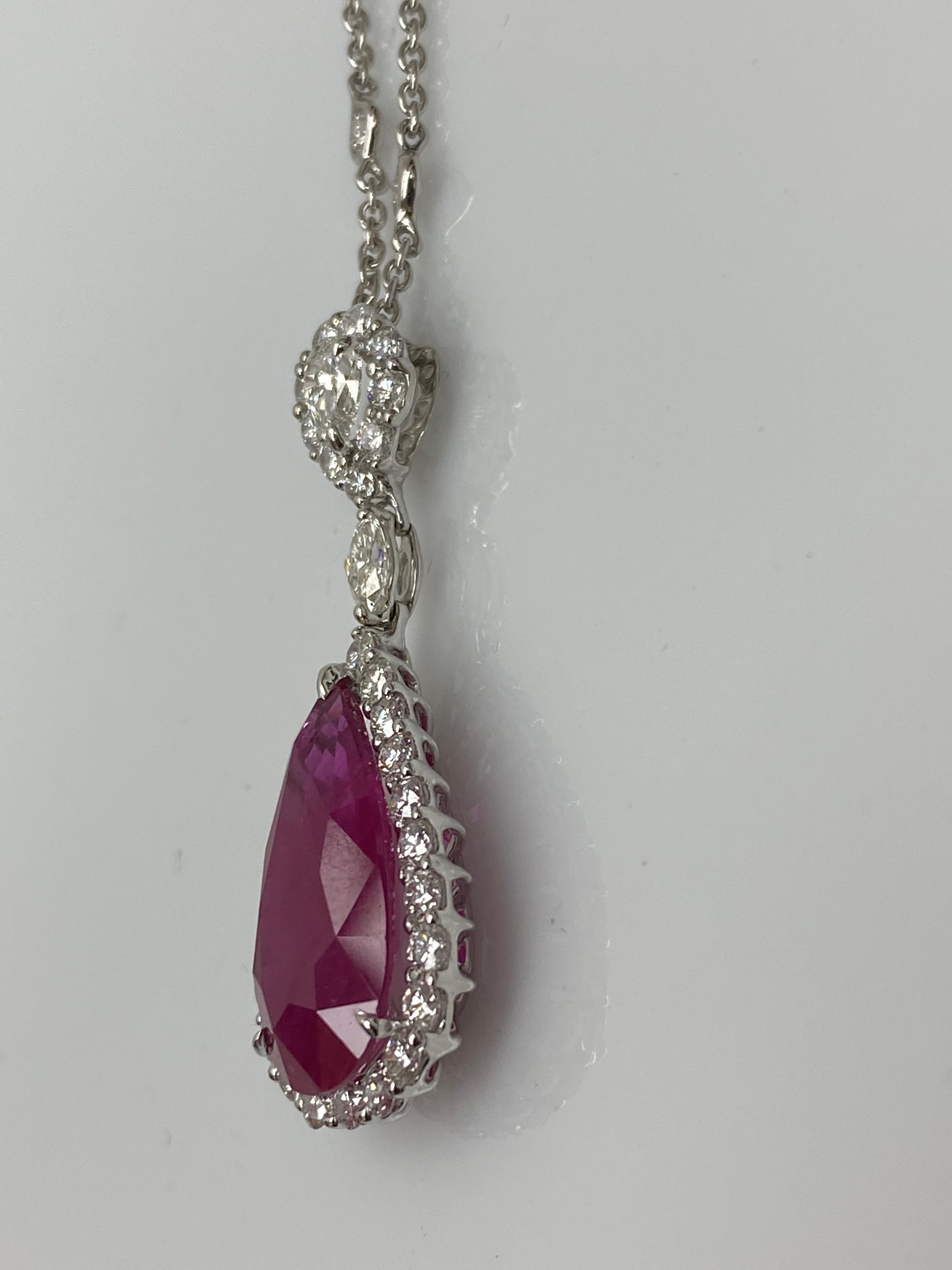 CERTIFIED 7.52 Carat Pear shape Burma Ruby Diamond Drop Necklace in 18K Gold en vente 4