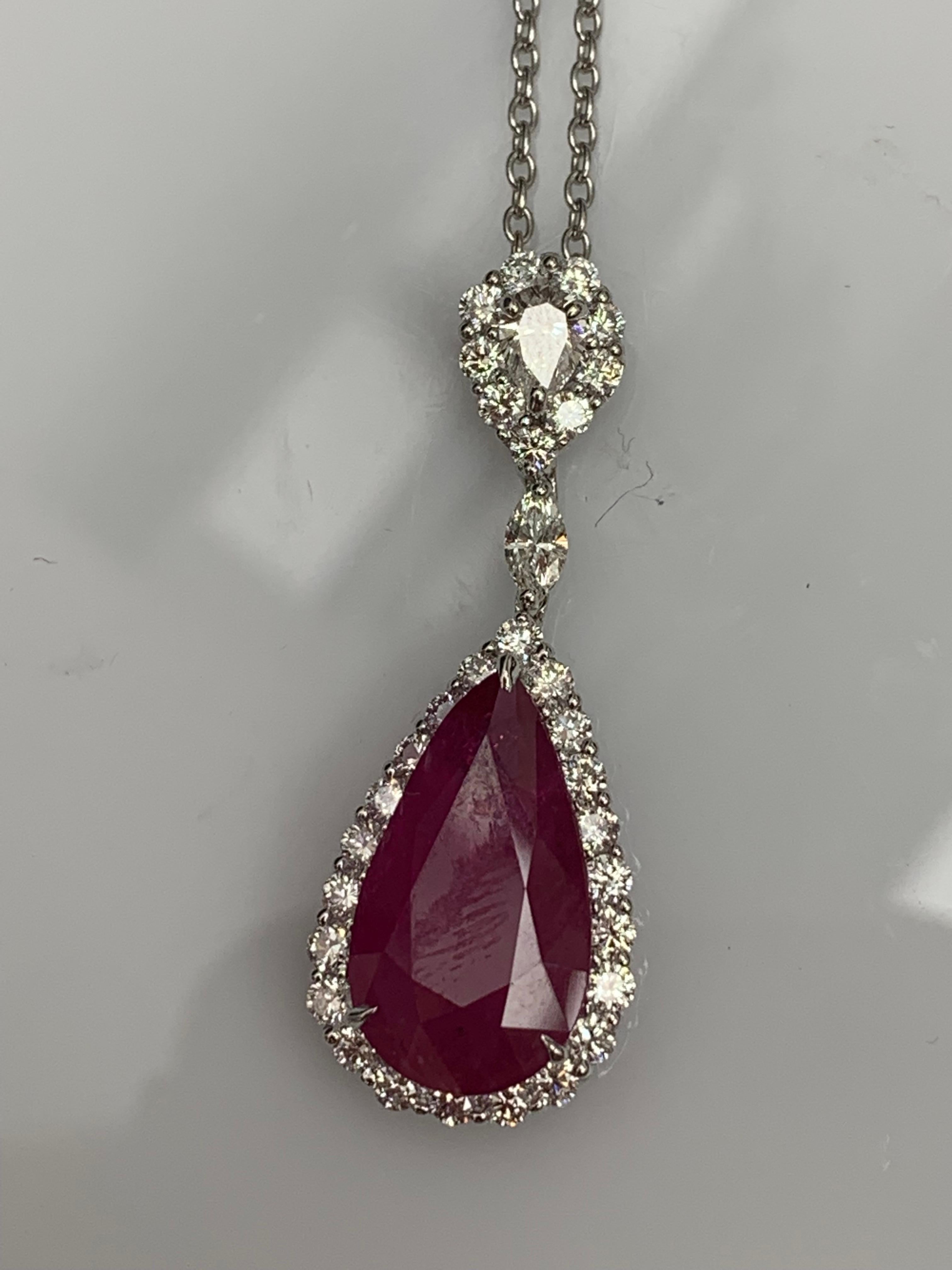CERTIFIED 7.52 Carat Pear shape Burma Ruby Diamond Drop Necklace in 18K Gold en vente 7