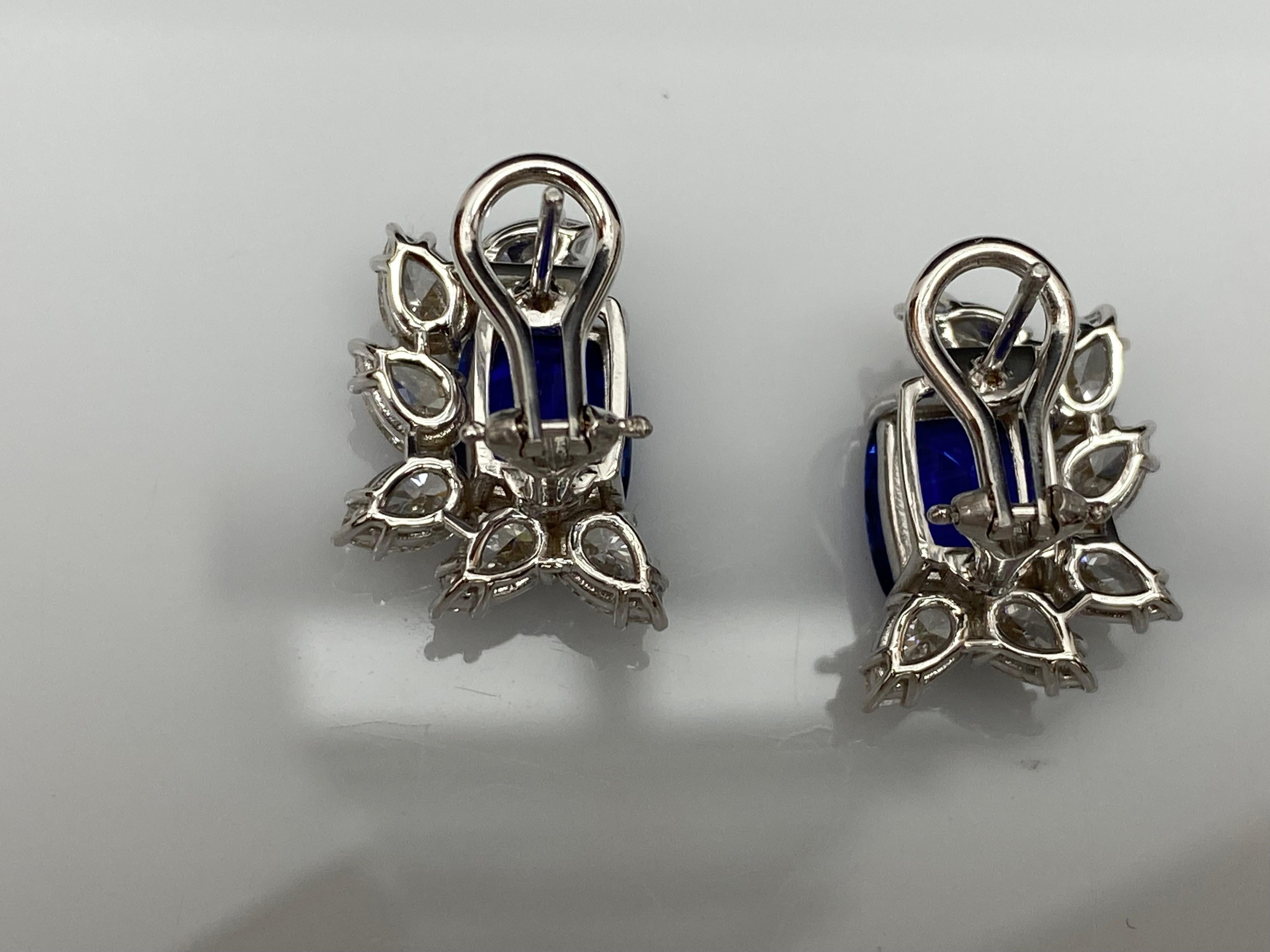 Certified 7.55 Carat Cushion Cut Sapphire Diamond Cluster Earrings in 18K  For Sale 10