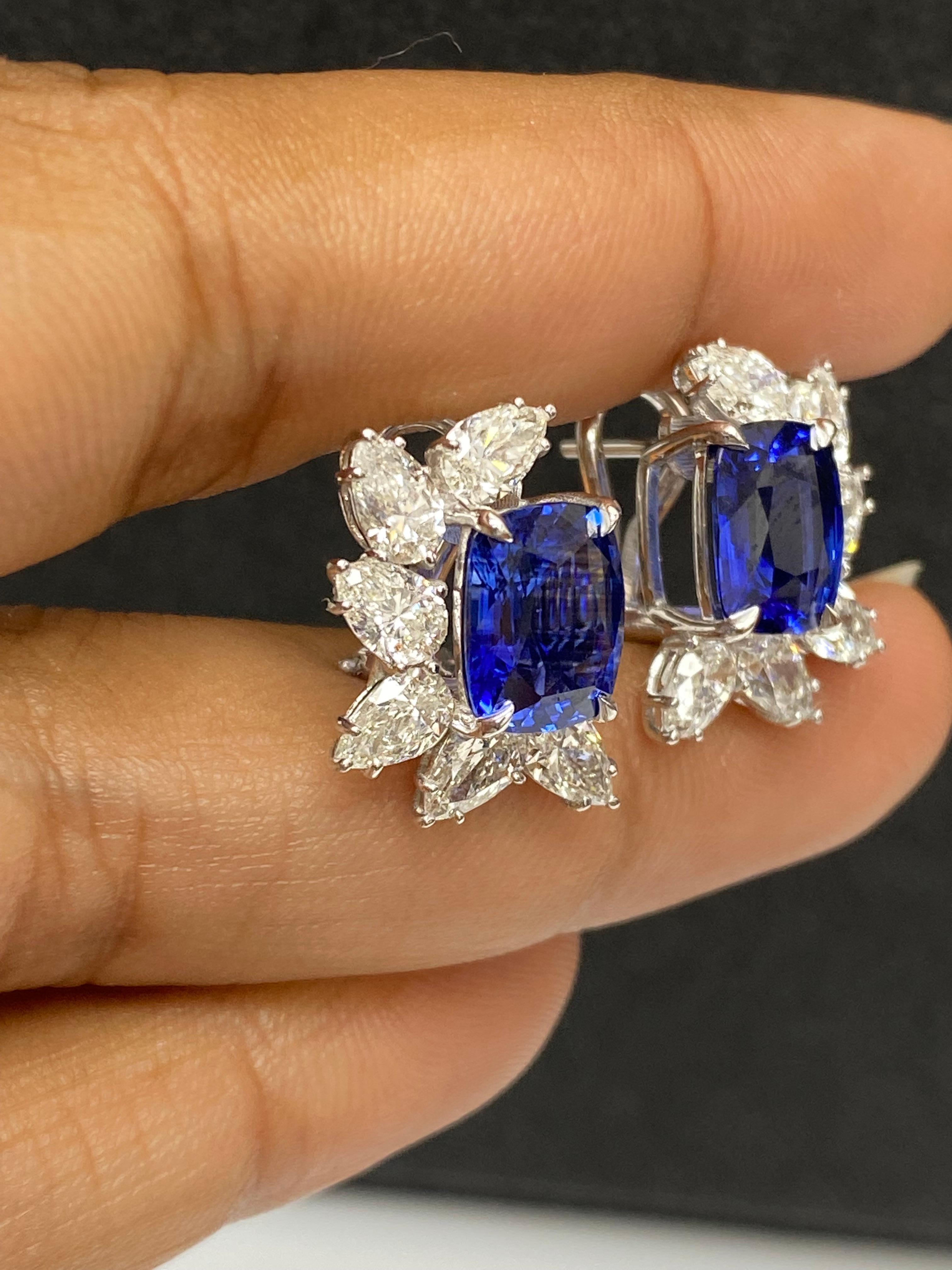 Certified 7.55 Carat Cushion Cut Sapphire Diamond Cluster Earrings in 18K  For Sale 3