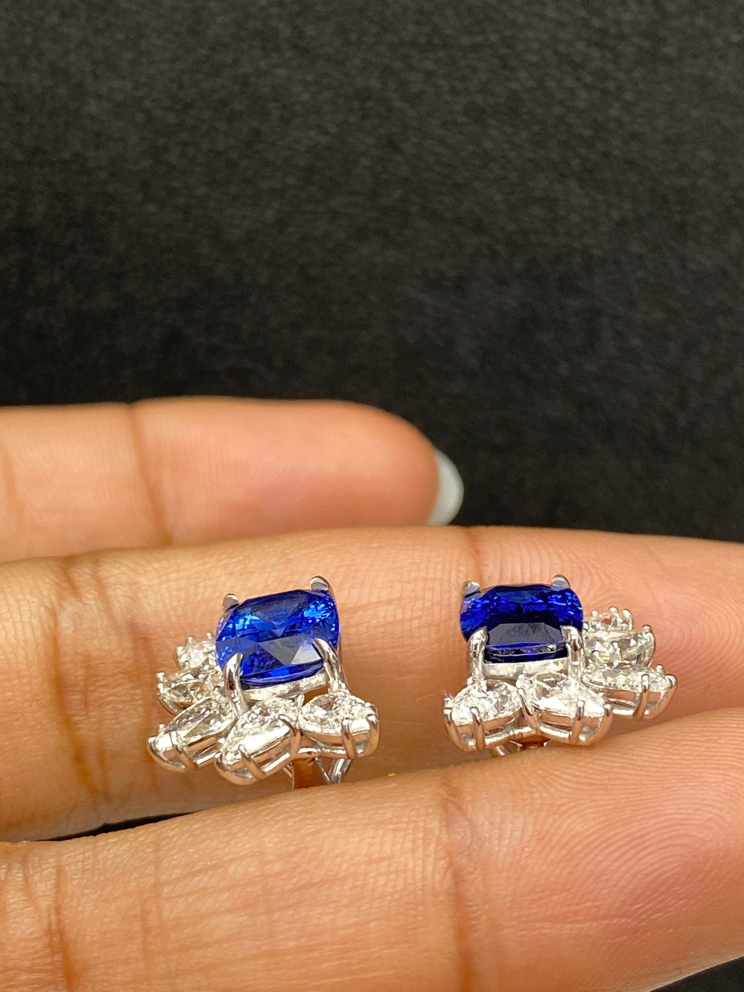Certified 7.55 Carat Cushion Cut Sapphire Diamond Cluster Earrings in 18K  For Sale 4