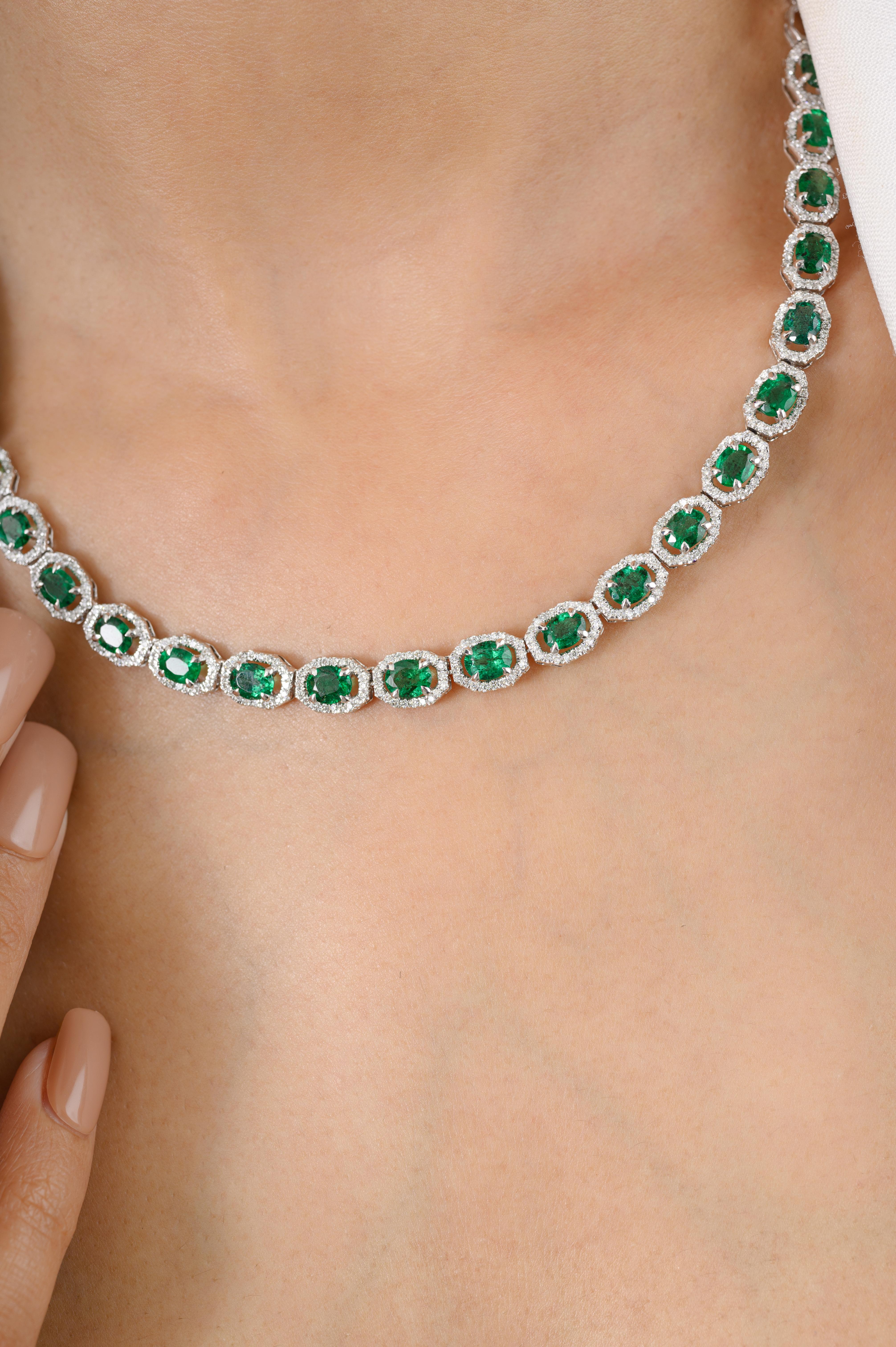 Oval Cut Certified 7.65 CTW Zambian Emerald Diamond Wedding Necklace in 18k White Gold For Sale