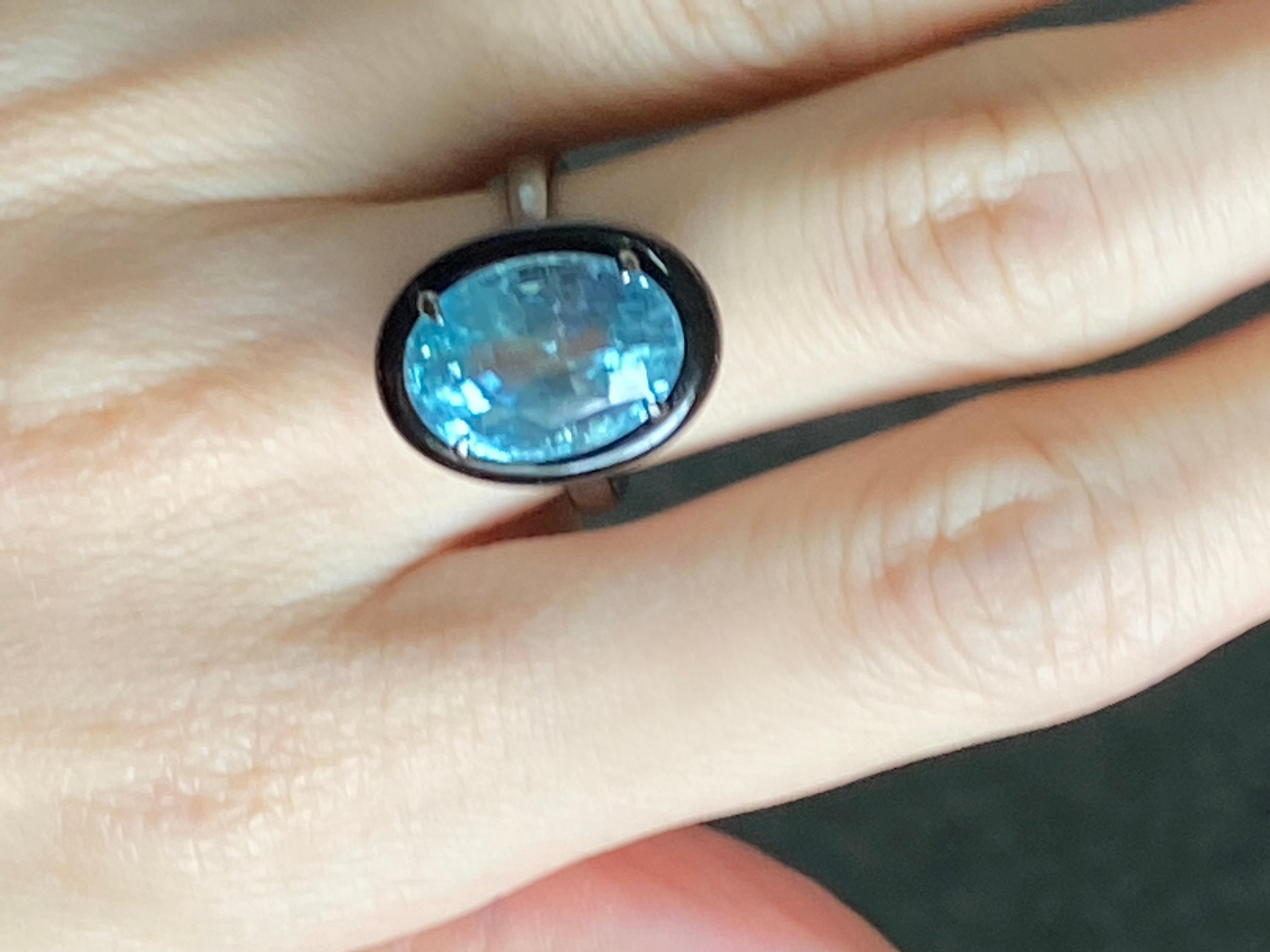 Cocktail-Ring-Set aus zertifiziertem 7,76 Aquamarin und schwarzem Onyx I8K Schwarzgold im Angebot 2