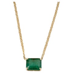 Collana con ciondolo solitario di smeraldo verde taglio ottagono certificato da 7,7 carati in oro 14K