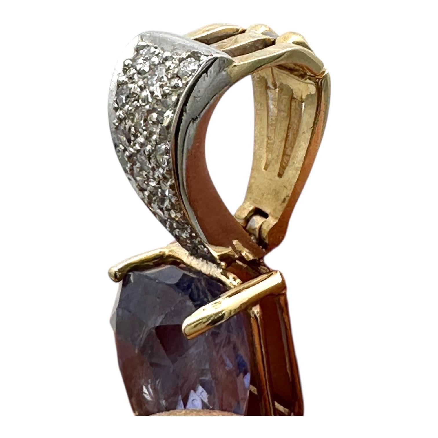 Zertifizierter 8,13 Karat, Sri Lanka Kissen blauer Saphir, Diamant Enhancer Anhänger im Angebot 7