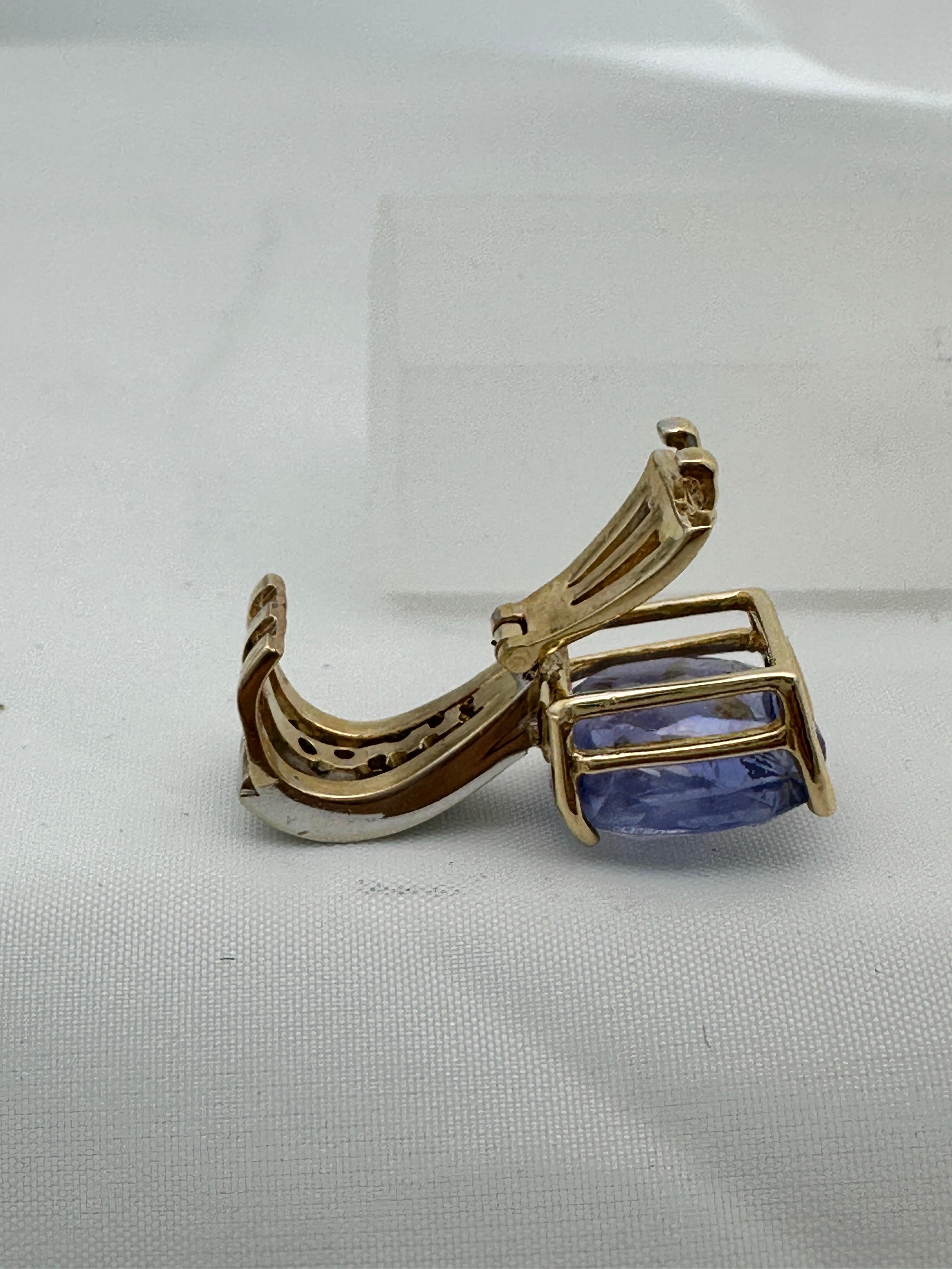 Zertifizierter 8,13 Karat, Sri Lanka Kissen blauer Saphir, Diamant Enhancer Anhänger im Angebot 3