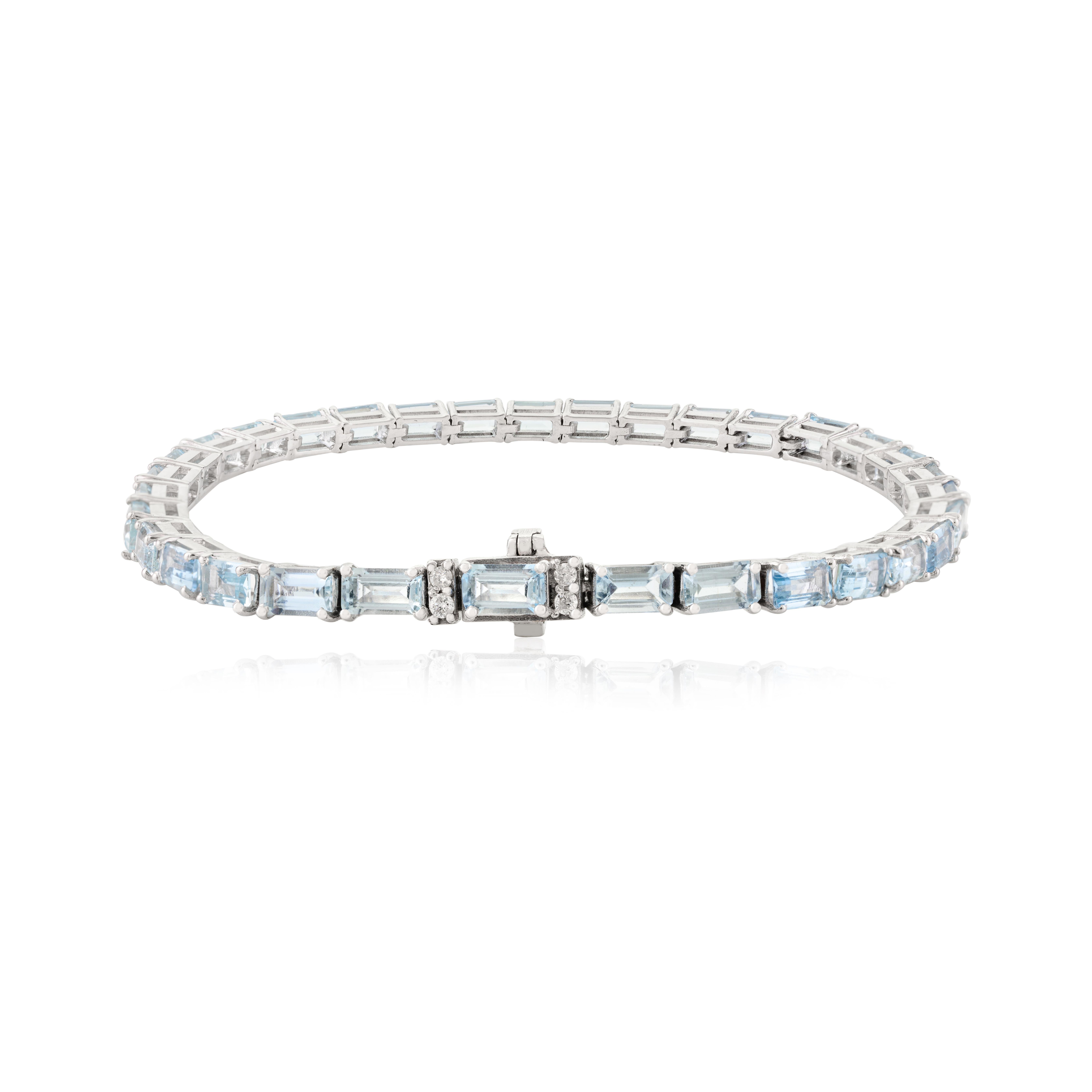 Pulsera de tenis de aguamarina baguette certificada de 8,3 quilates en oro blanco macizo de 18 quilates en Nuevo estado para la venta en New York, NY