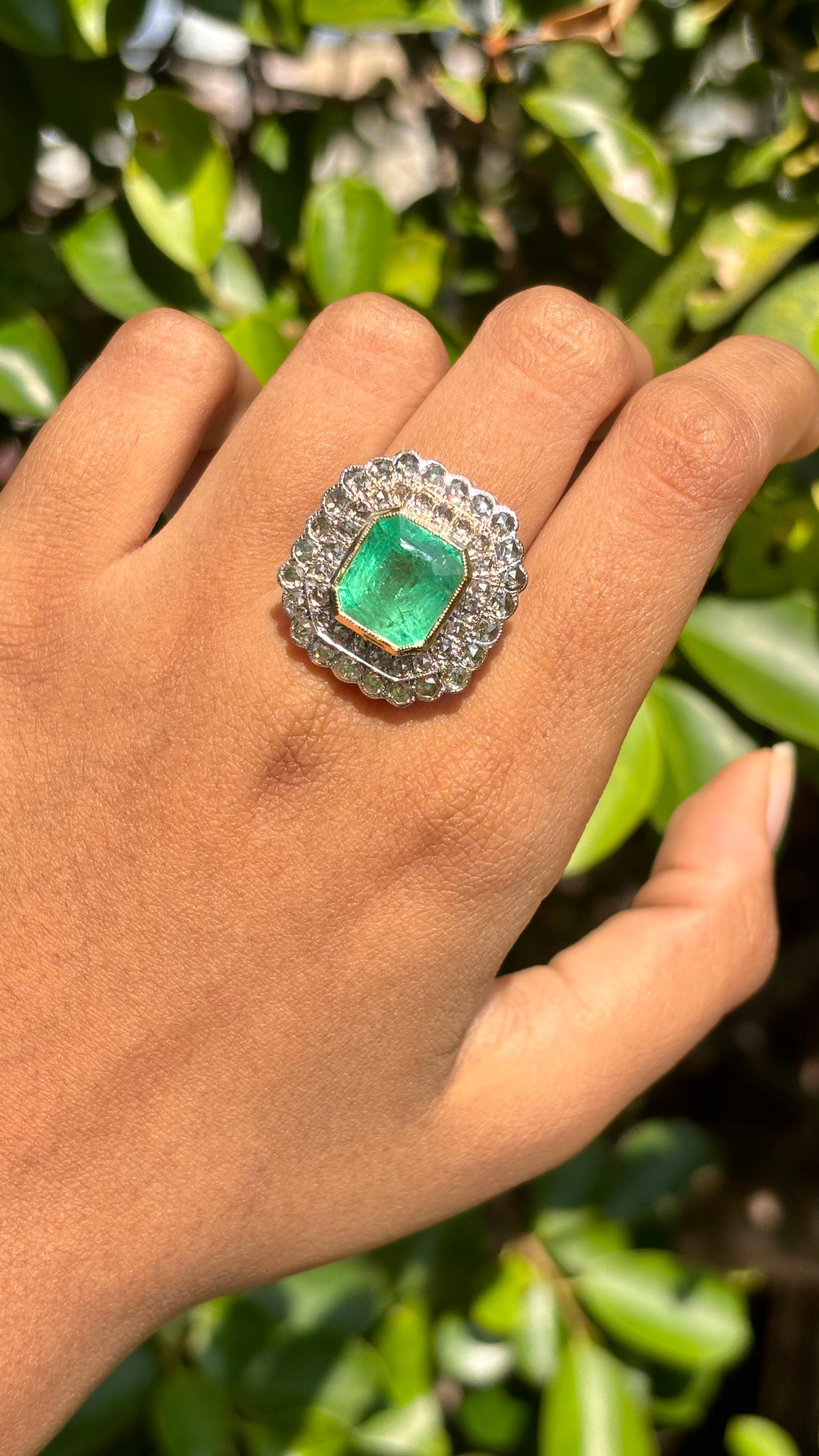 Certified 8.30 Carat Art Deco Style Emerald Ring with Rose Cut Diamonds  For Sale 4